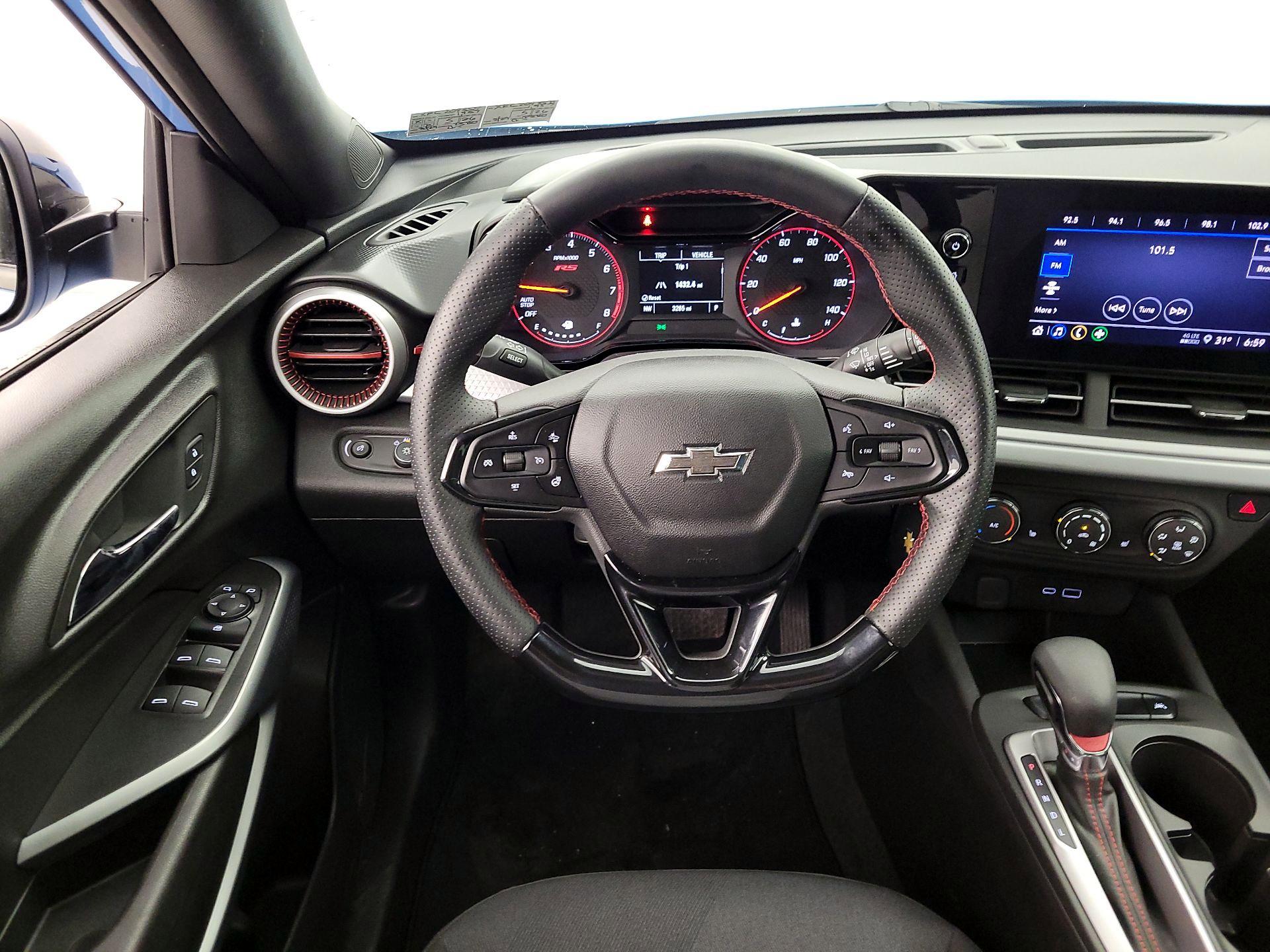 Thumbnail: 2024 Chevrolet Trax - 10