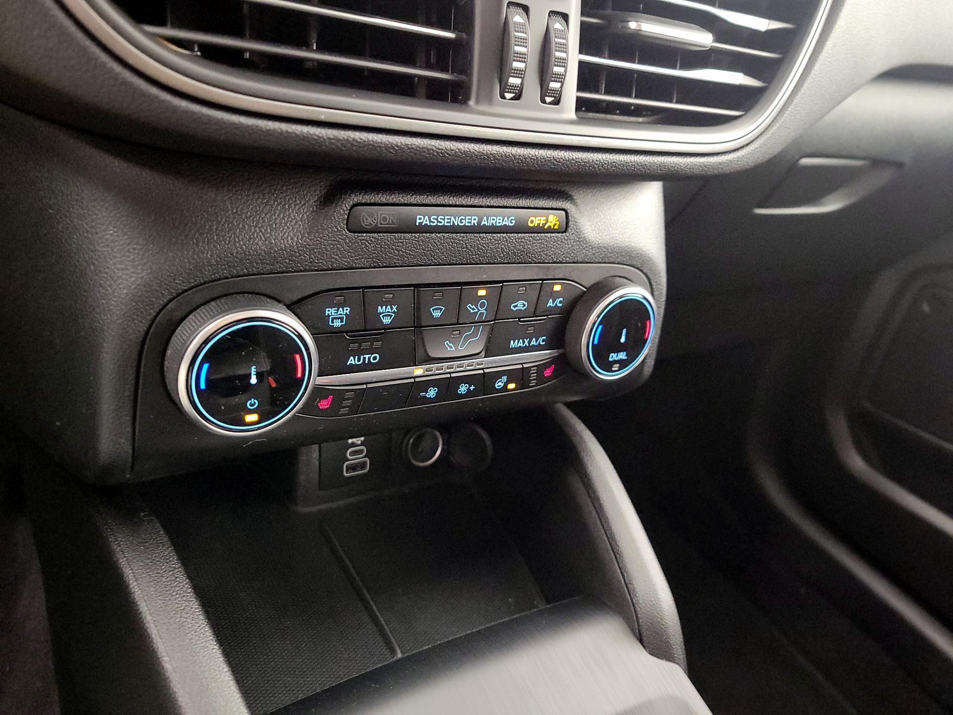 Thumbnail: 2024 Ford Escape - 16