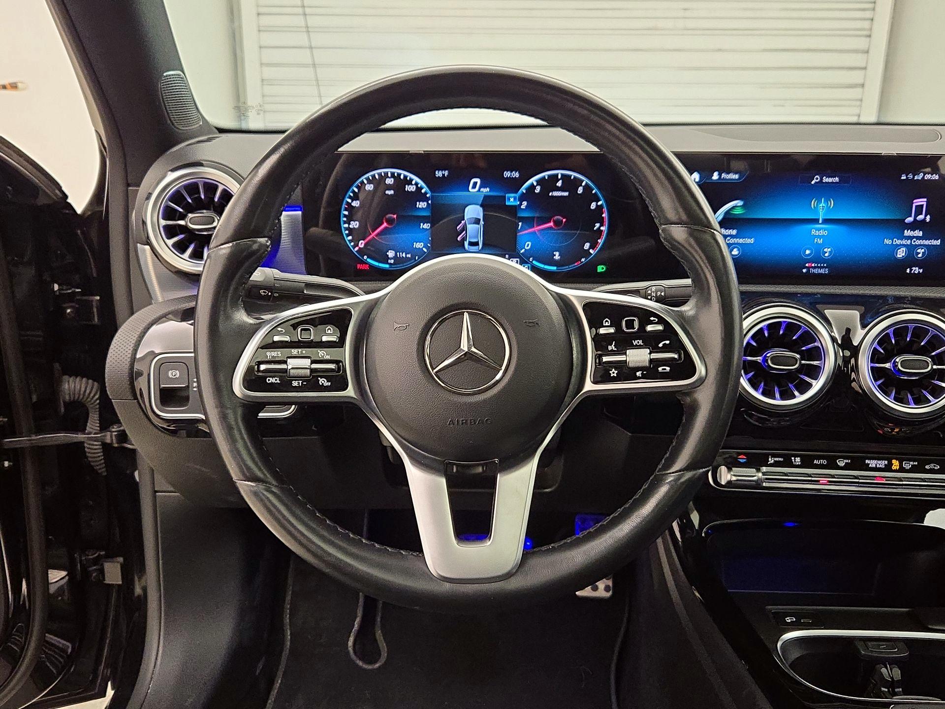 Thumbnail: 2022 Mercedes-Benz A-Class - 10