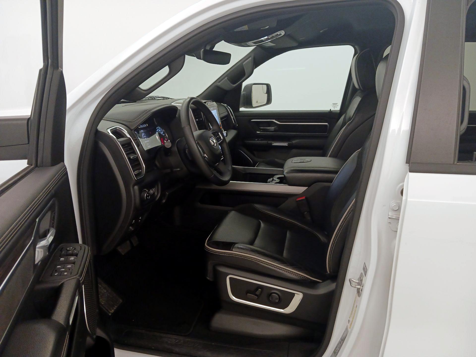 Thumbnail: 2025 RAM 1500 - 11