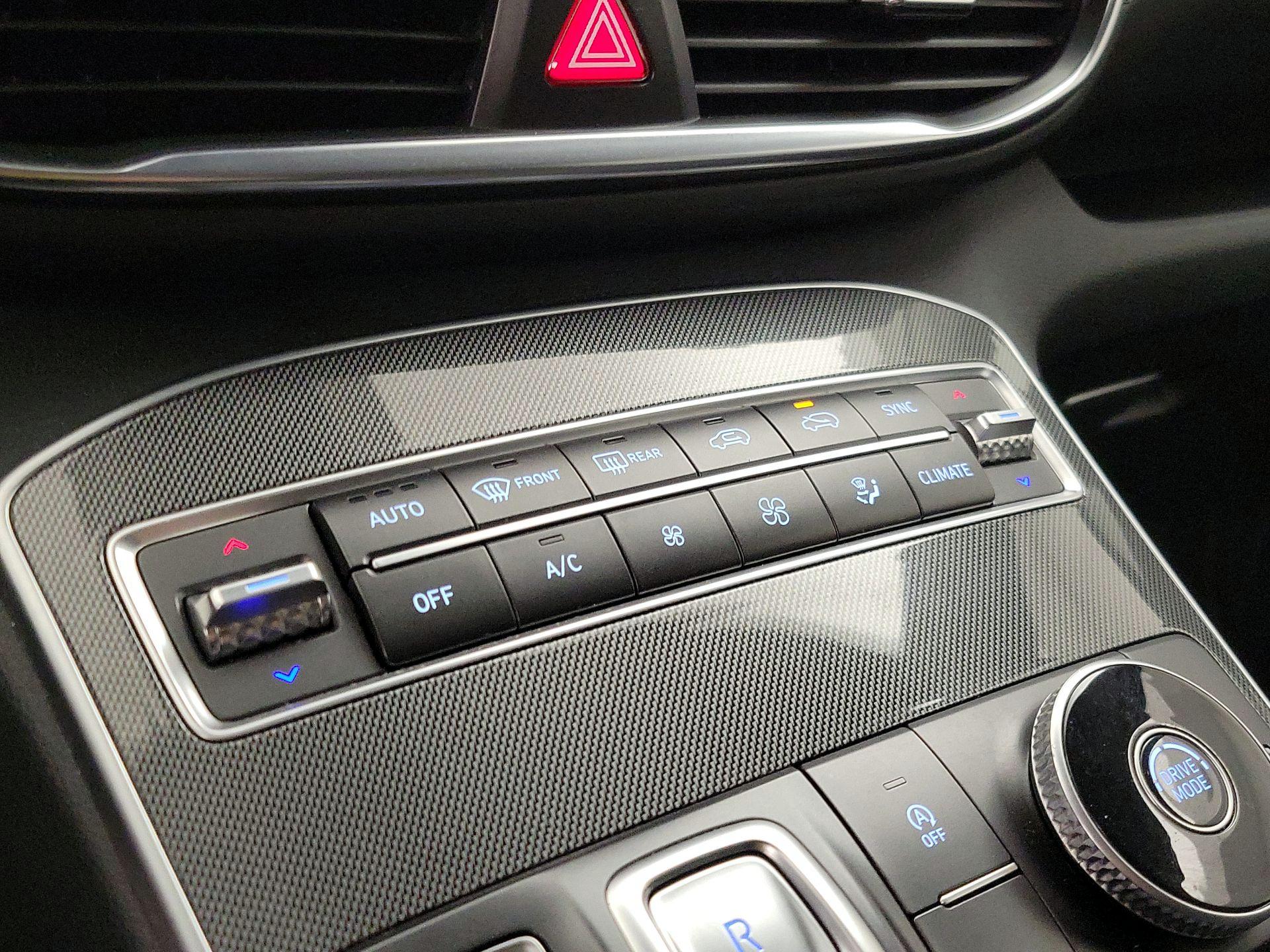 Thumbnail: 2022 Hyundai Santa Fe - 16