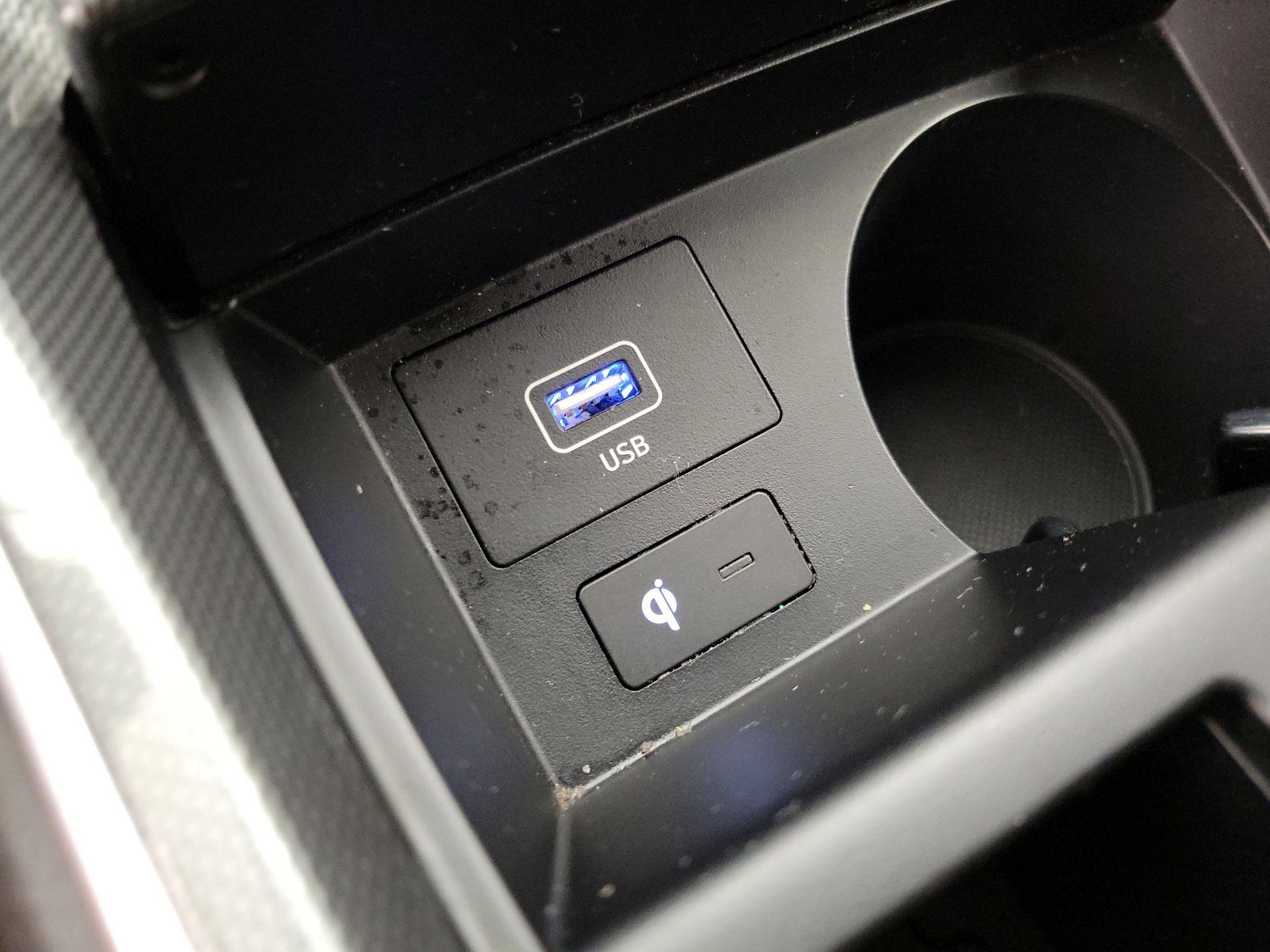 Thumbnail: 2022 Hyundai Santa Fe - 18