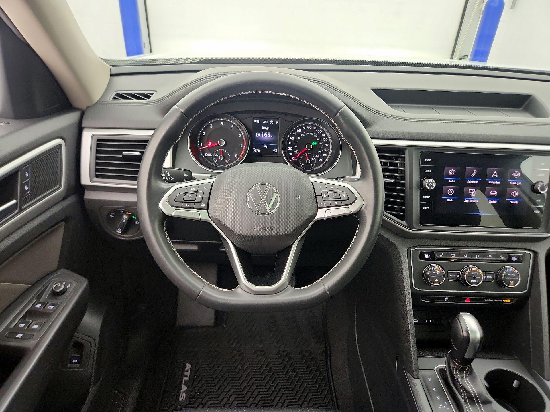 Thumbnail: 2021 Volkswagen Atlas - 10