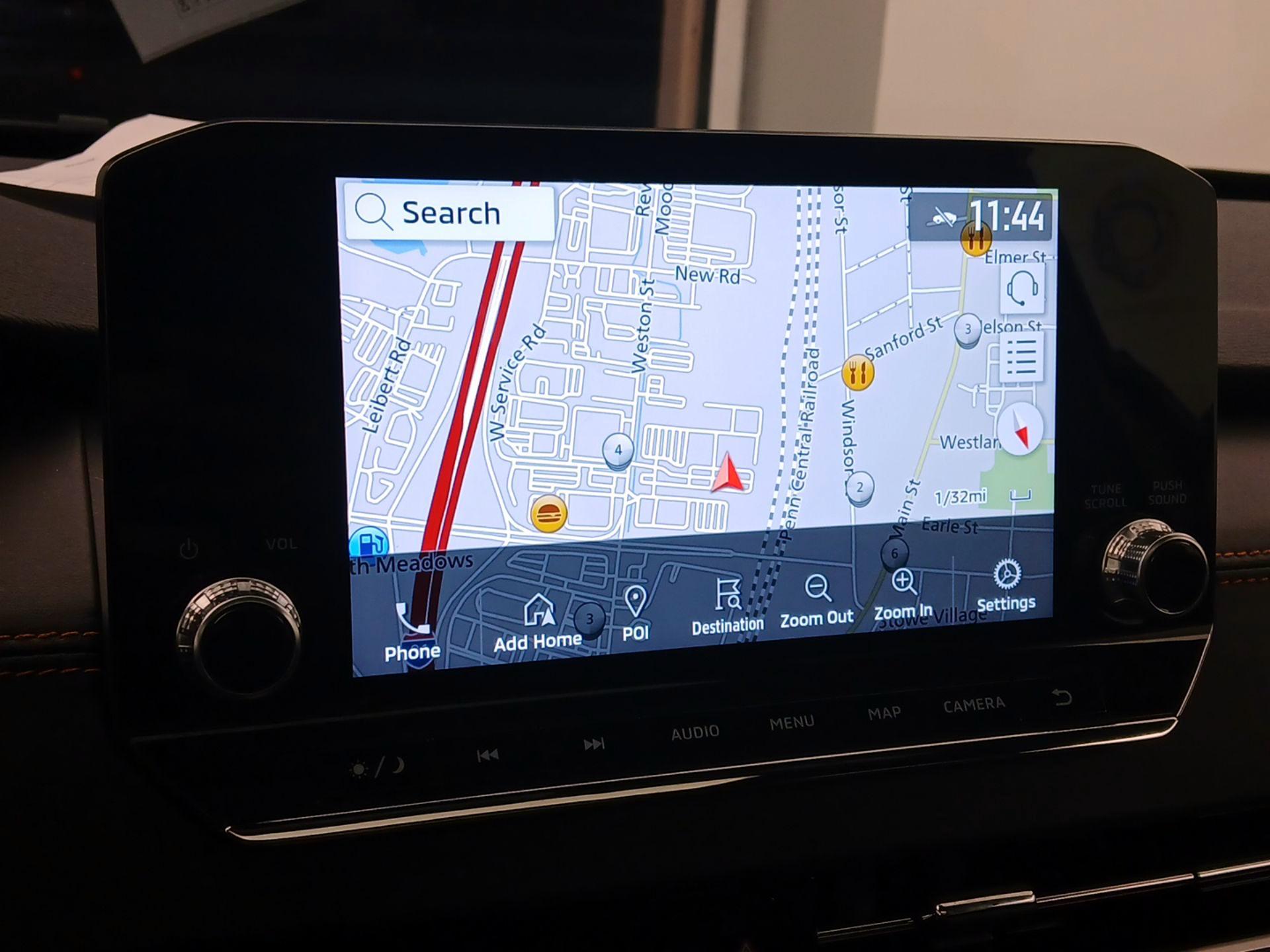 Thumbnail: 2022 Mitsubishi Outlander - 14