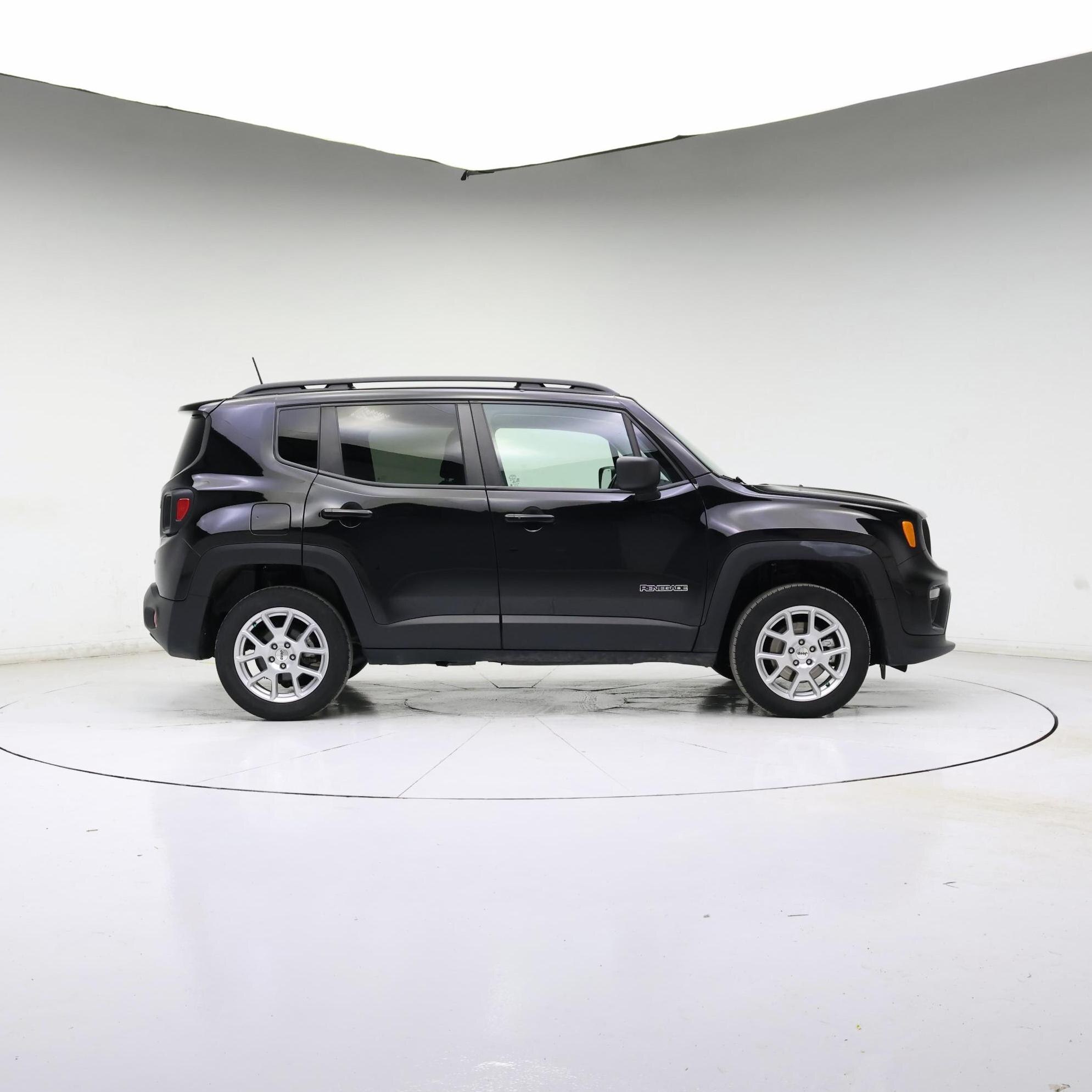 Thumbnail: 2022 Jeep Renegade - 7