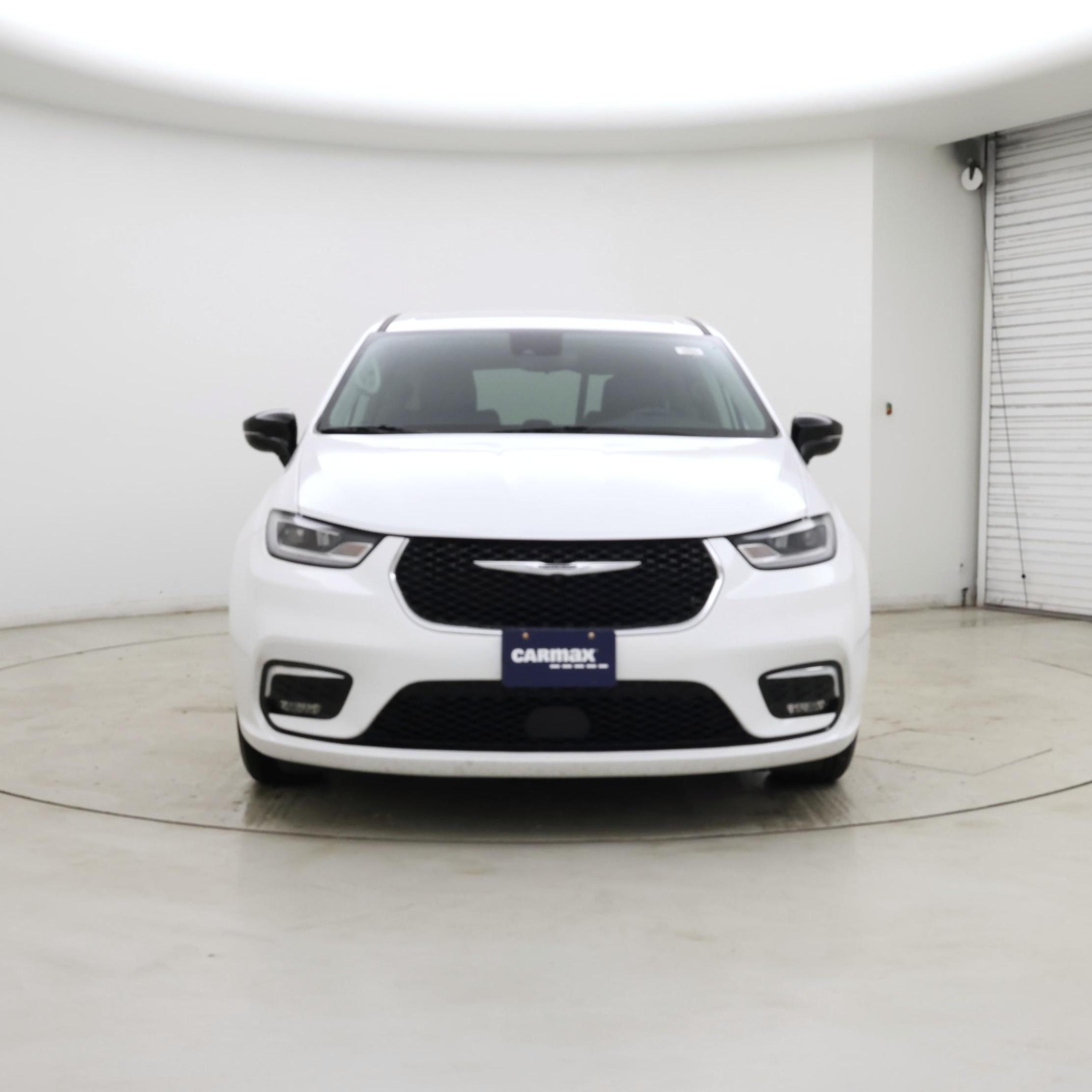 Thumbnail: 2024 Chrysler Pacifica - 5