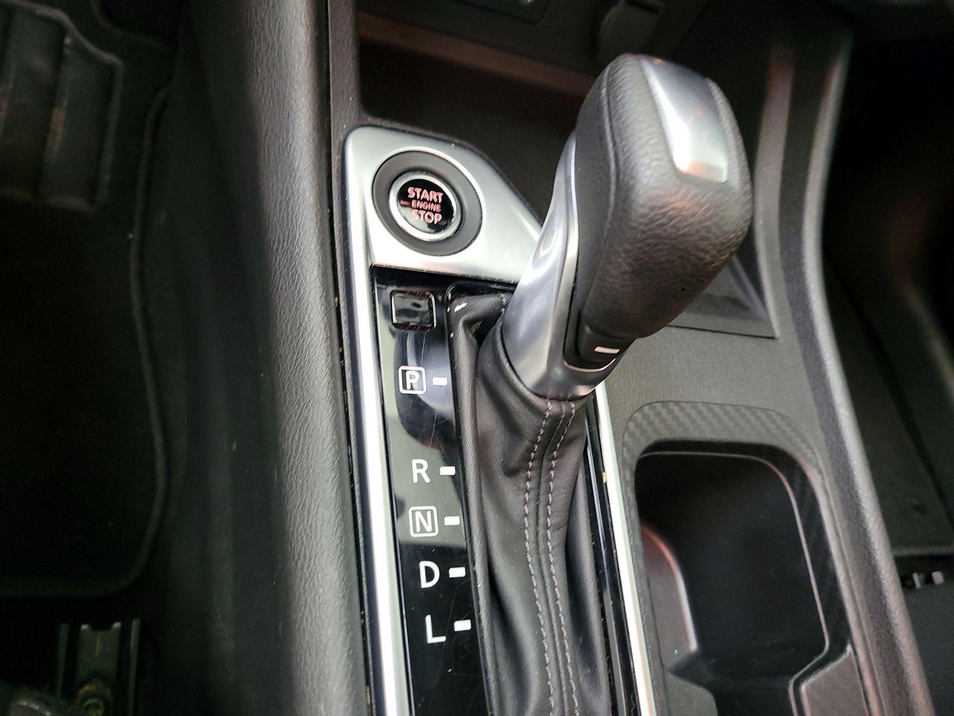 Thumbnail: 2023 Nissan Sentra - 15