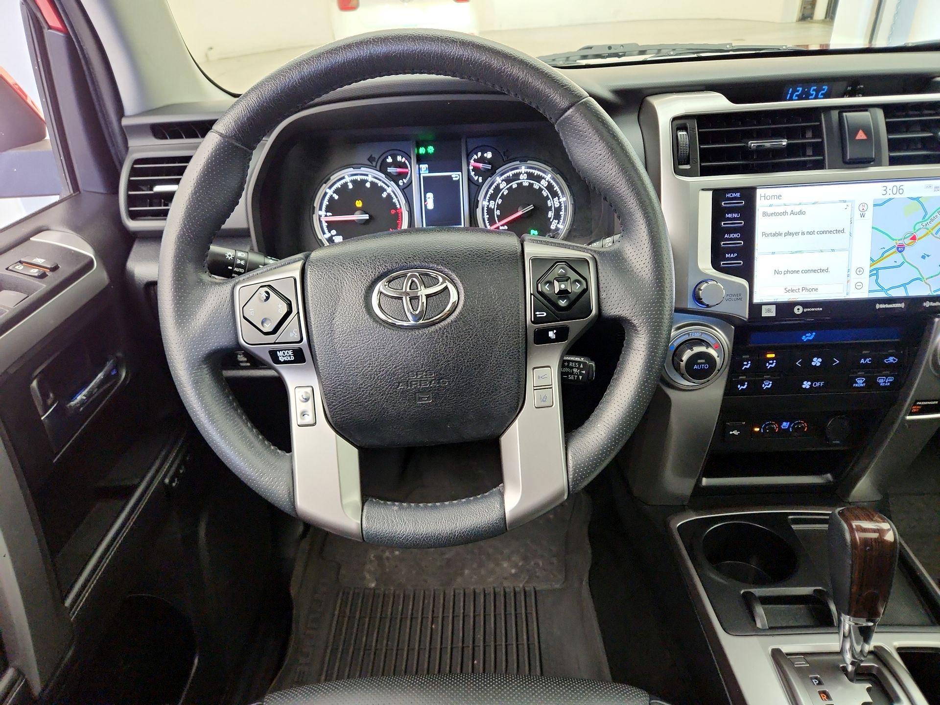 Thumbnail: 2022 Toyota 4Runner - 10