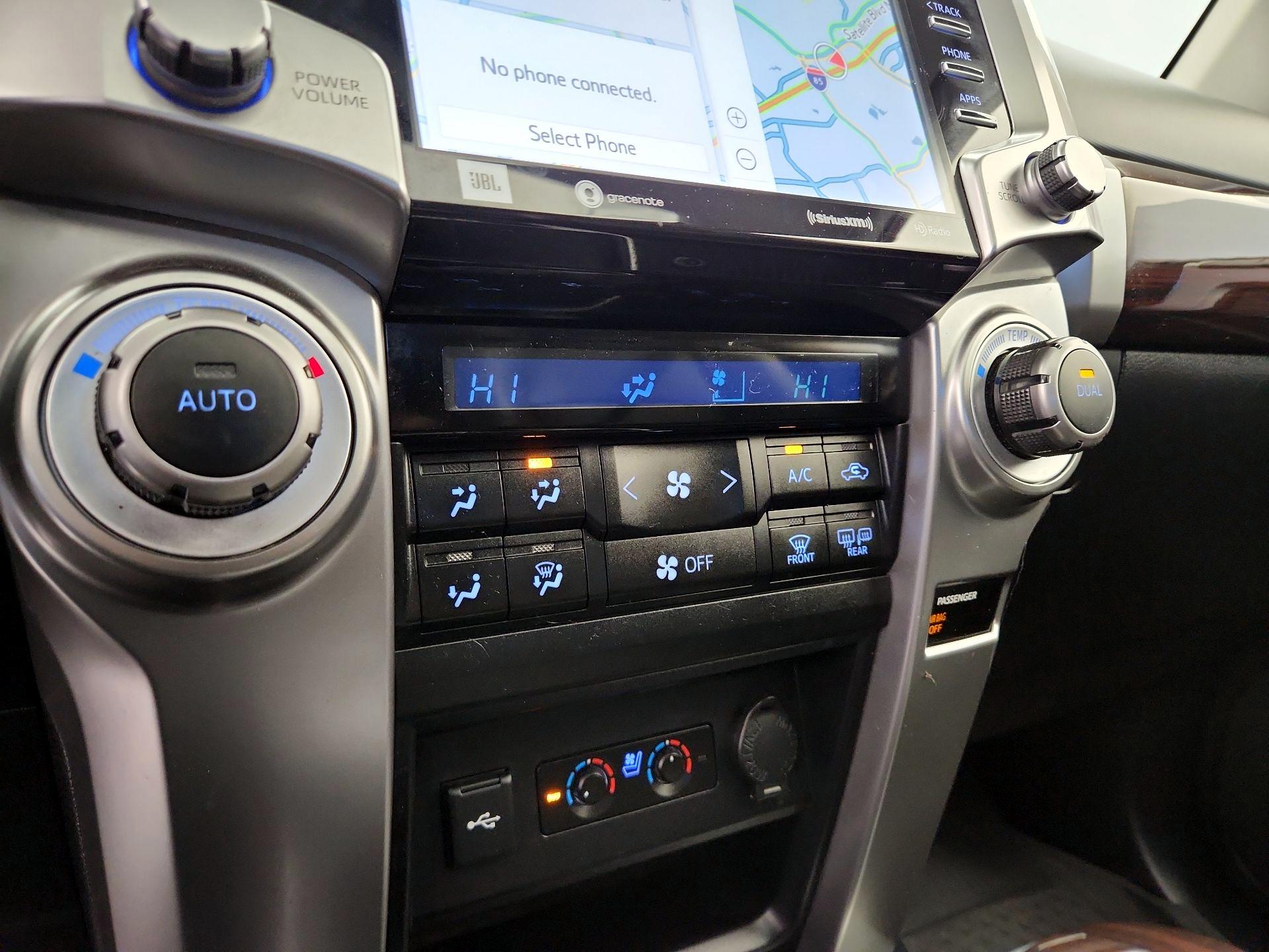 Thumbnail: 2022 Toyota 4Runner - 17