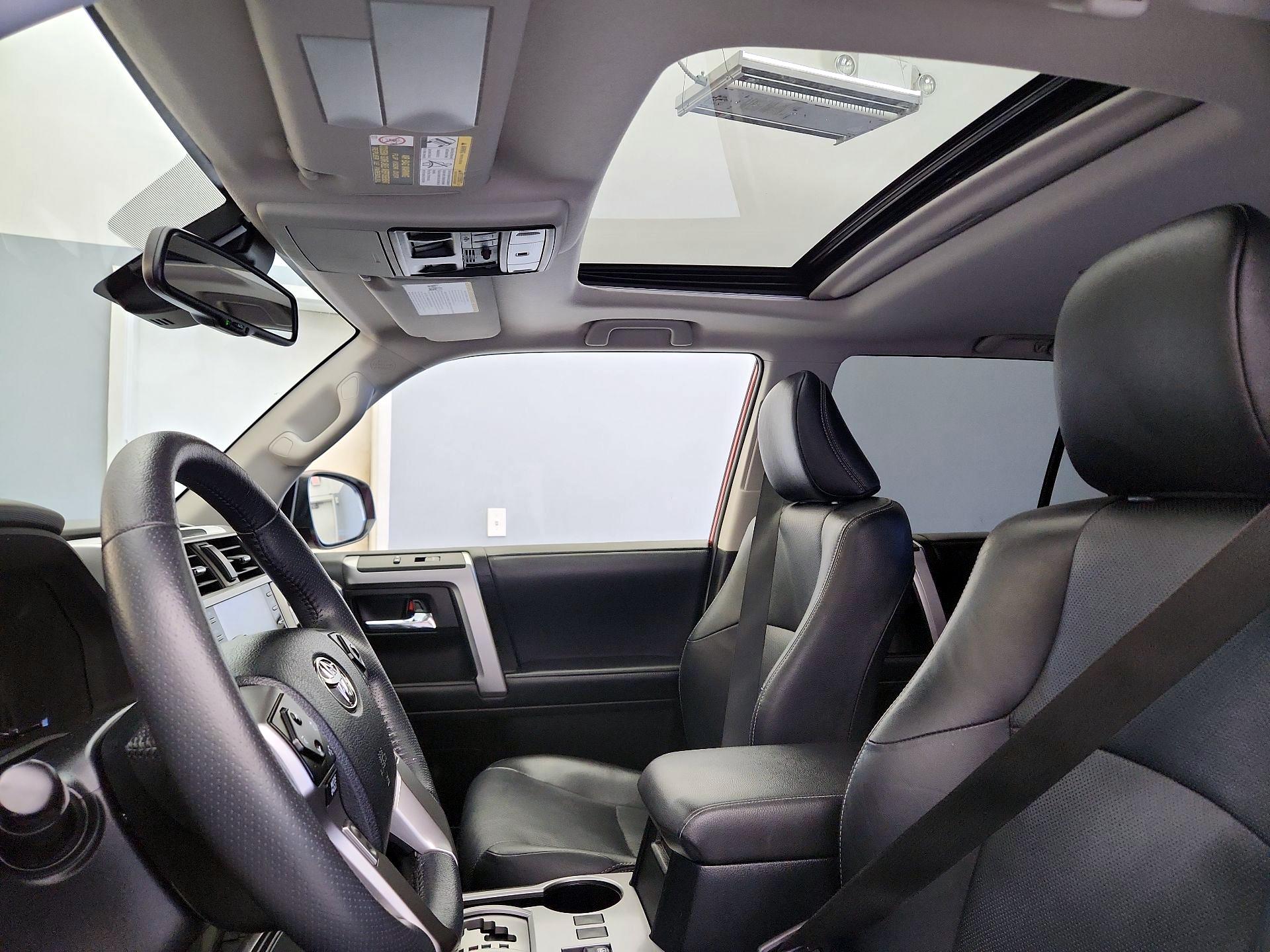 Thumbnail: 2022 Toyota 4Runner - 20