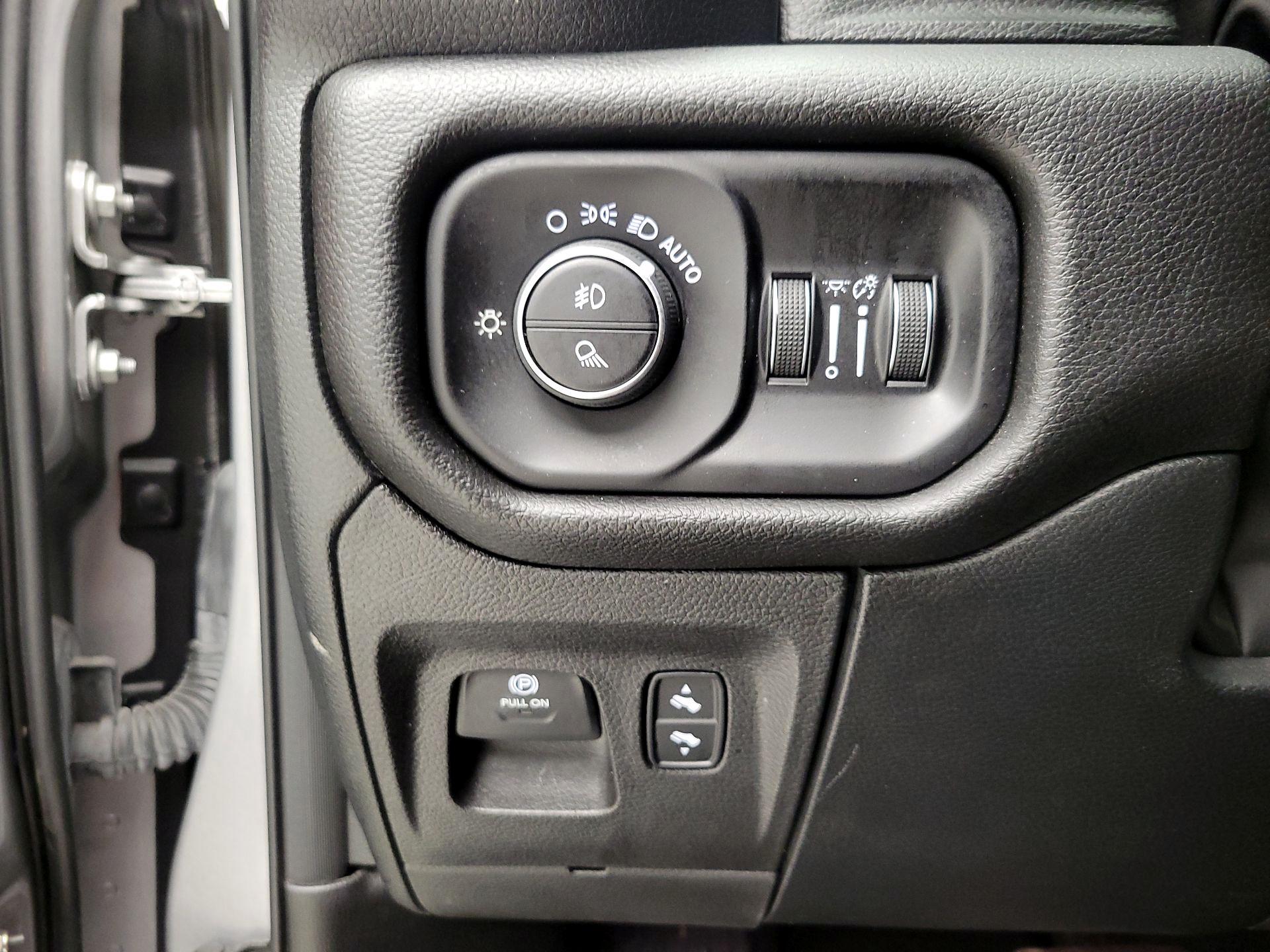 Thumbnail: 2025 RAM 1500 - 13