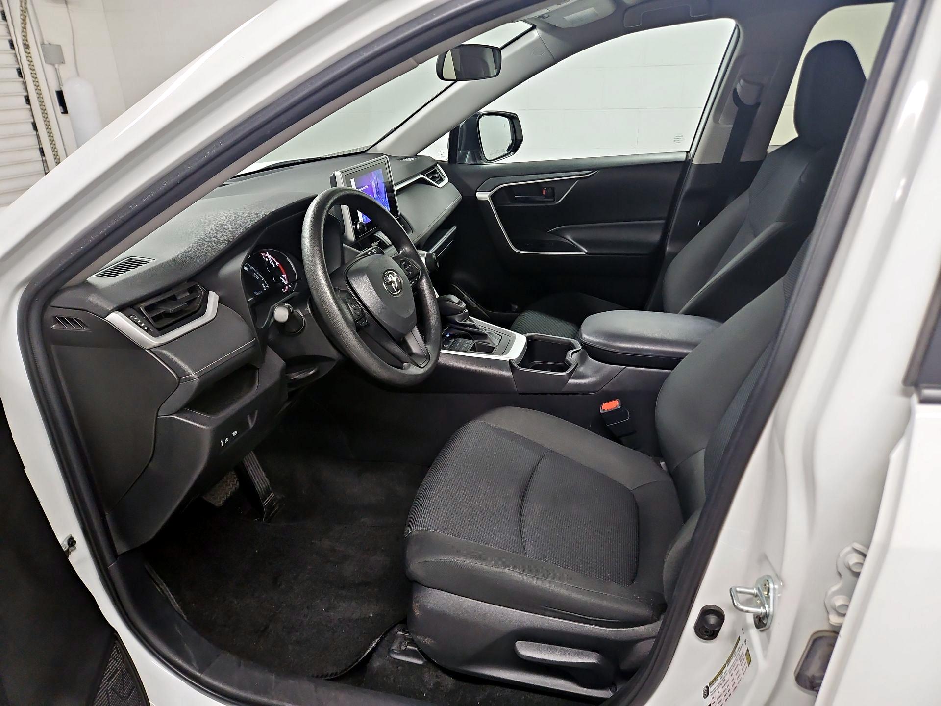 Thumbnail: 2024 Toyota RAV4 - 11