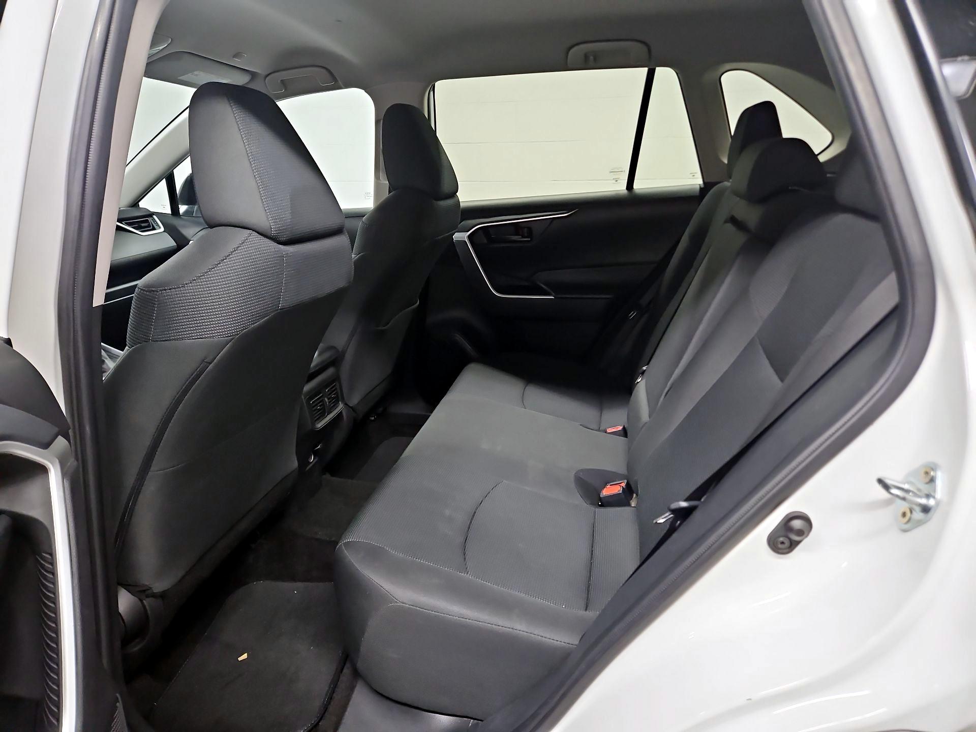 Thumbnail: 2024 Toyota RAV4 - 19