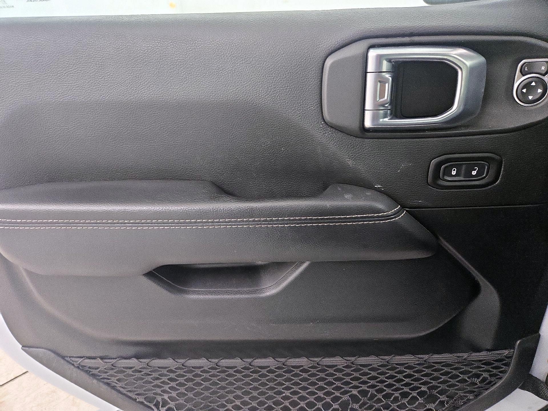 Thumbnail: 2021 Jeep Wrangler - 12