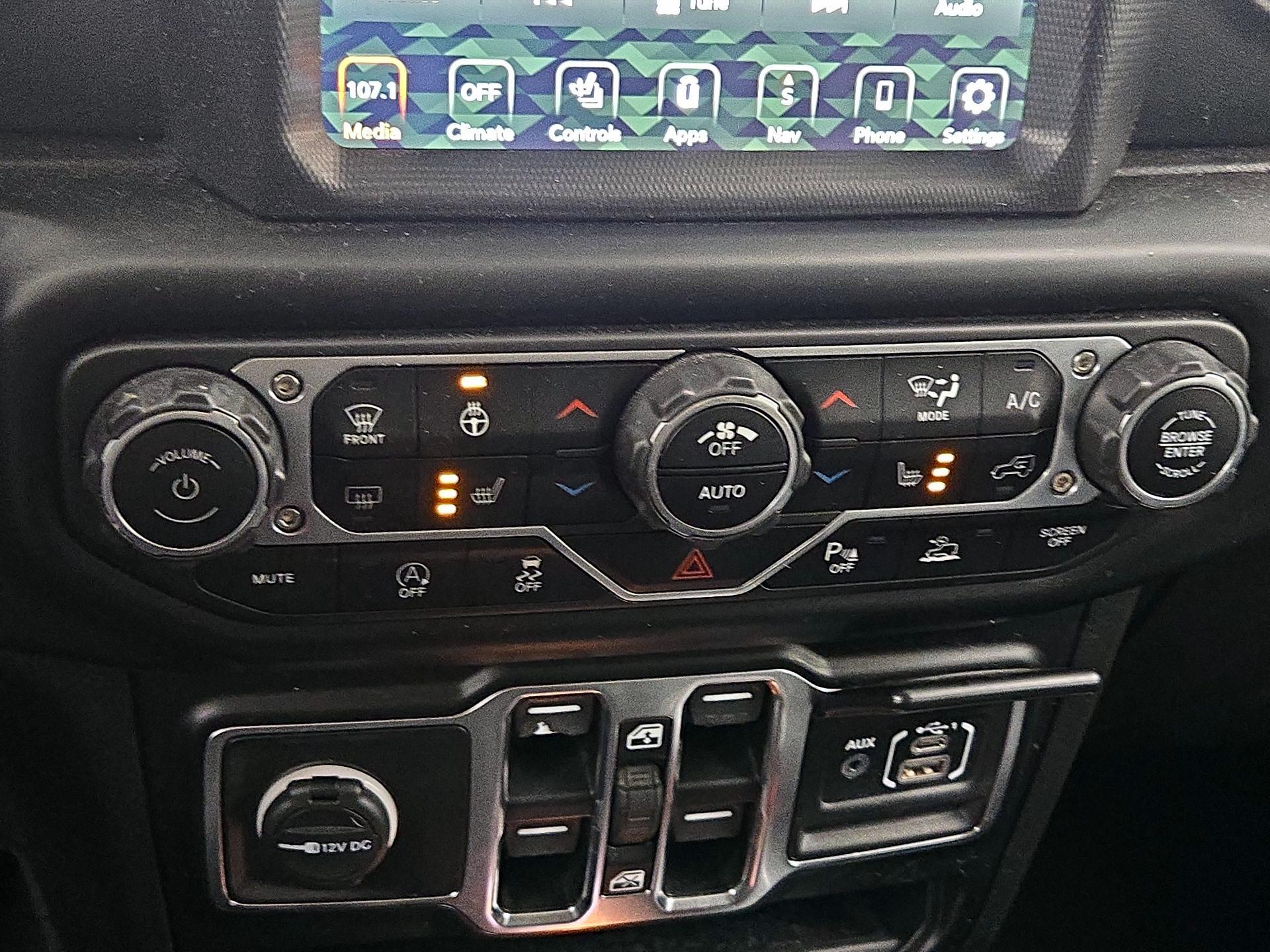 Thumbnail: 2021 Jeep Wrangler - 17