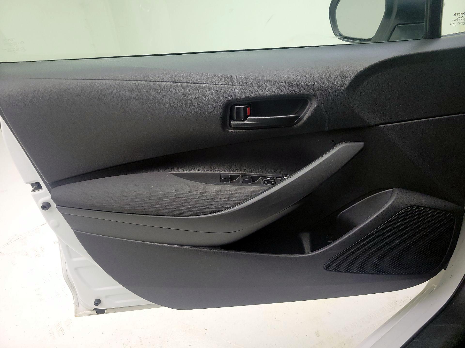 Thumbnail: 2022 Toyota Corolla - 10