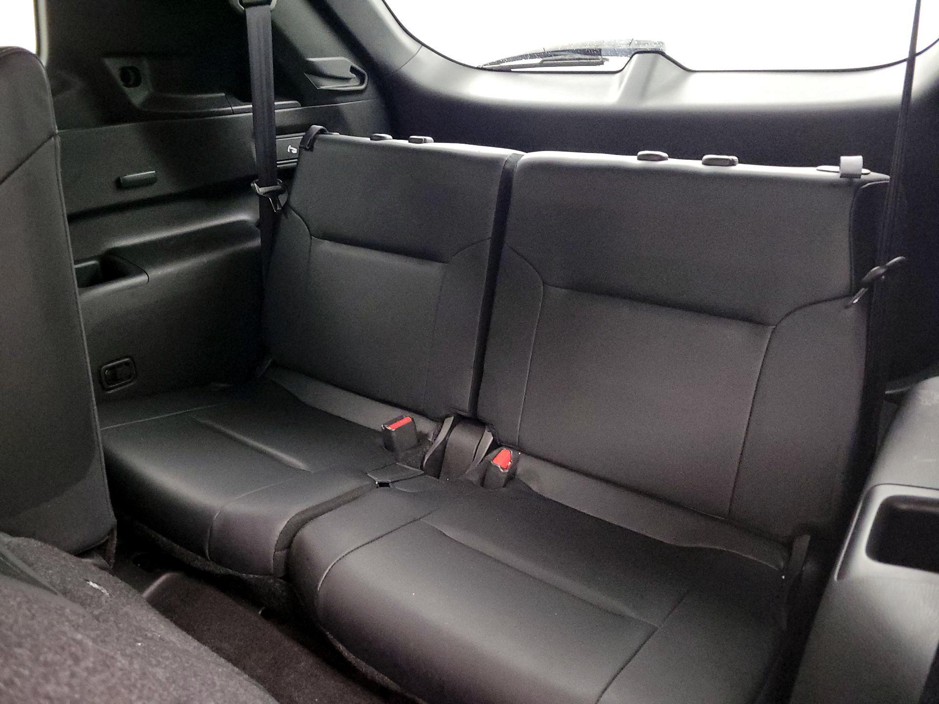 Thumbnail: 2023 Mitsubishi Outlander - 19