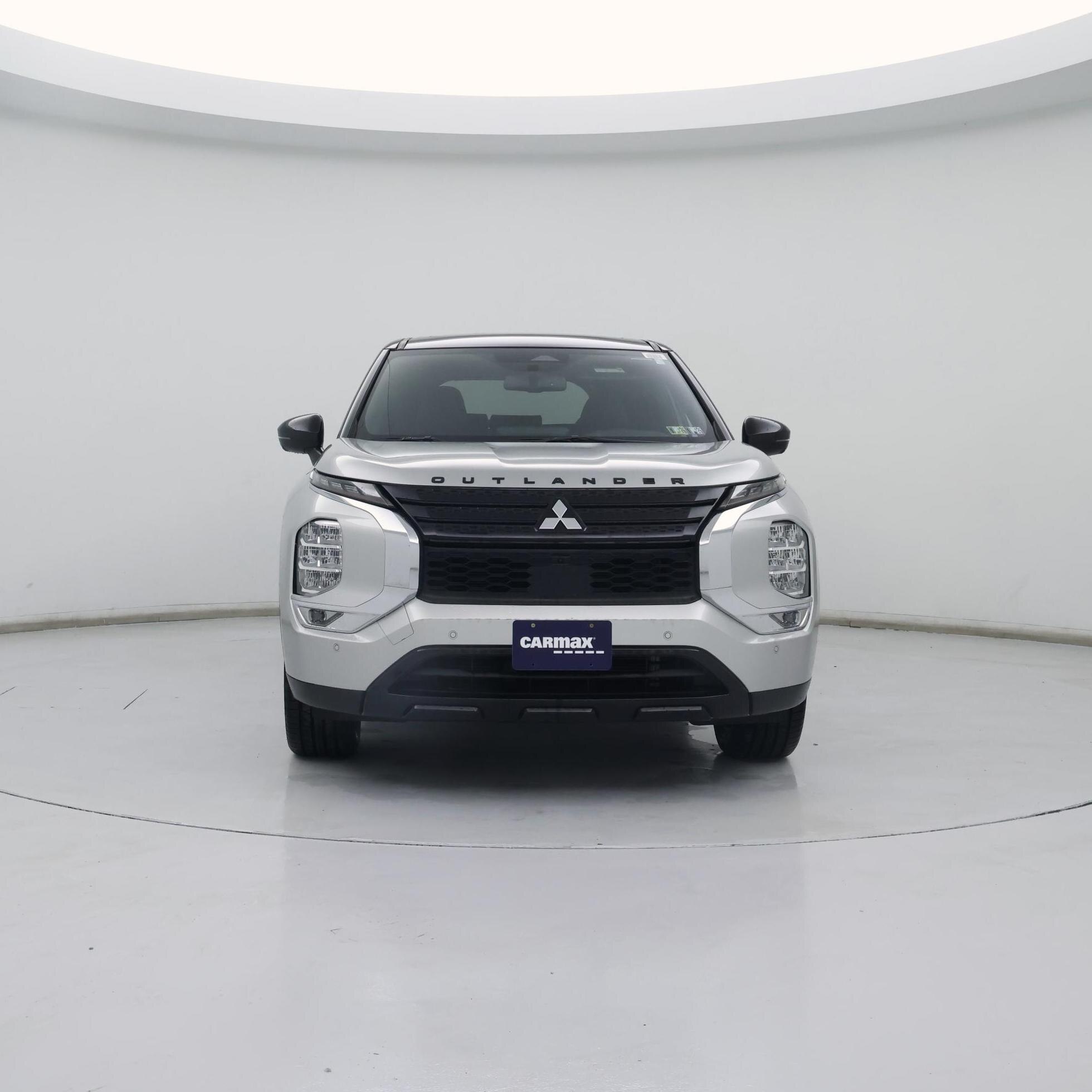 Thumbnail: 2023 Mitsubishi Outlander - 5