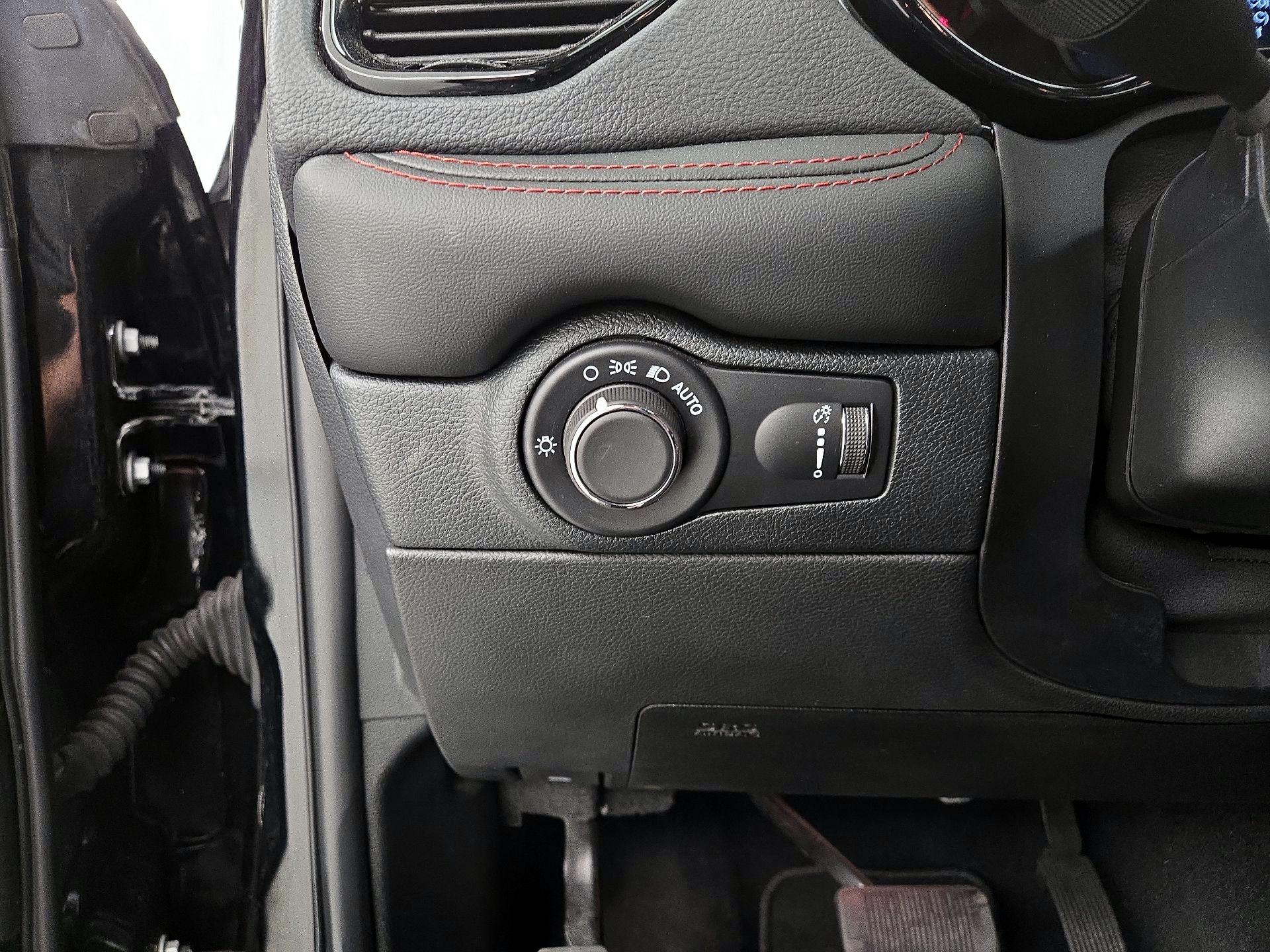 Thumbnail: 2024 Dodge Durango - 13