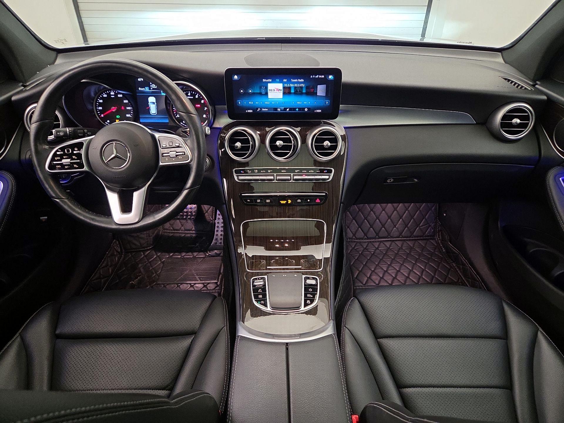 Thumbnail: 2022 Mercedes-Benz GLC - 9