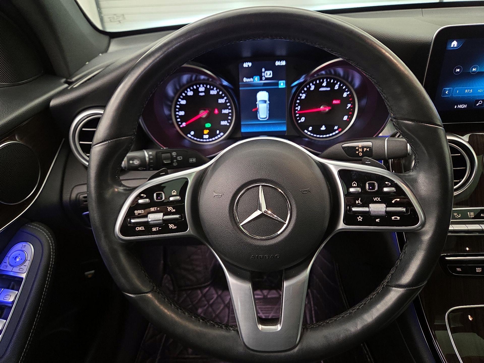 Thumbnail: 2022 Mercedes-Benz GLC - 10