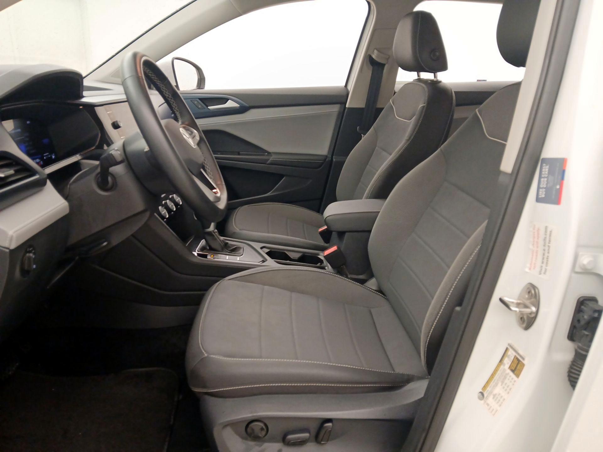 Thumbnail: 2024 Volkswagen Taos - 11