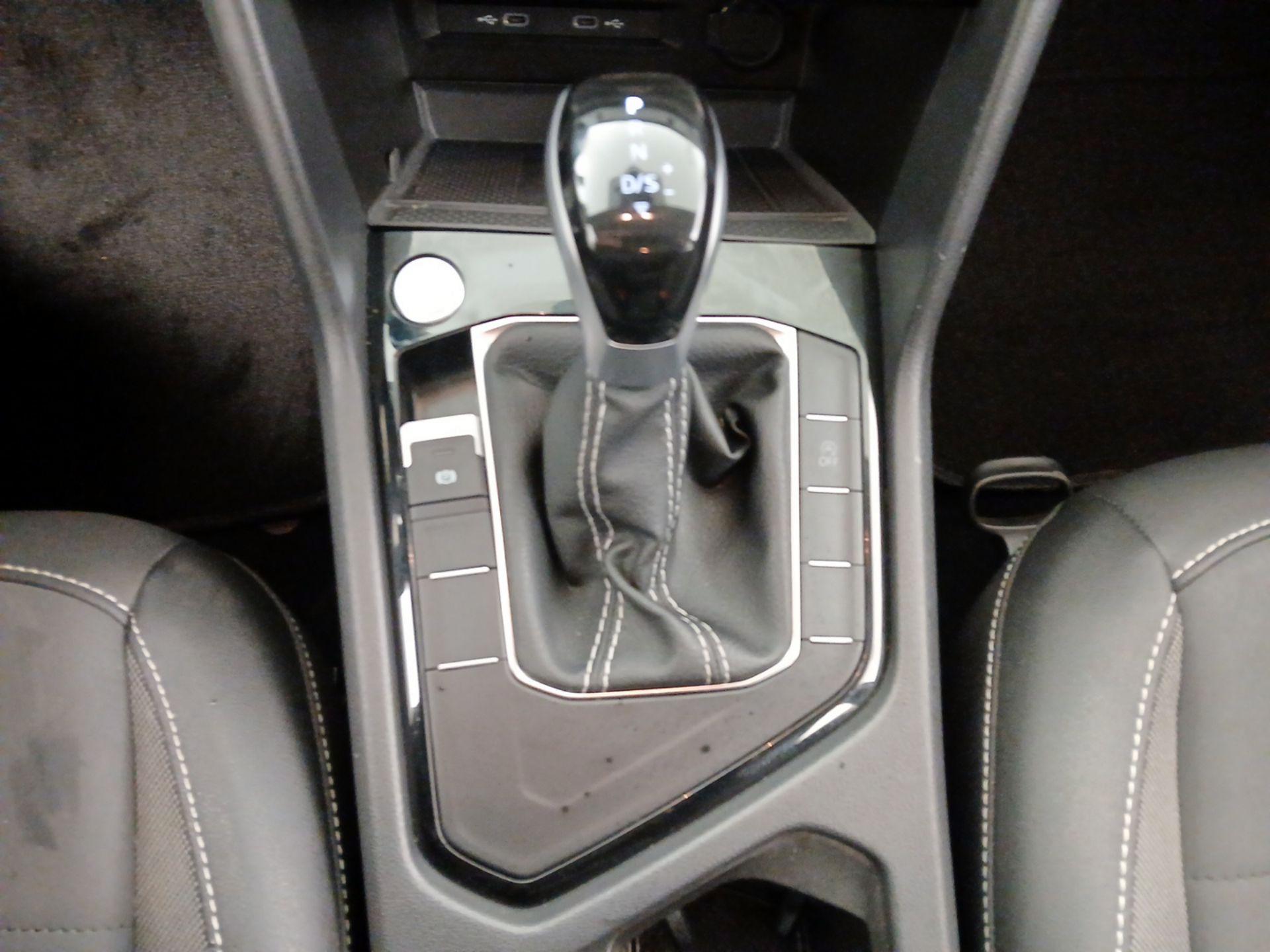 Thumbnail: 2024 Volkswagen Taos - 17