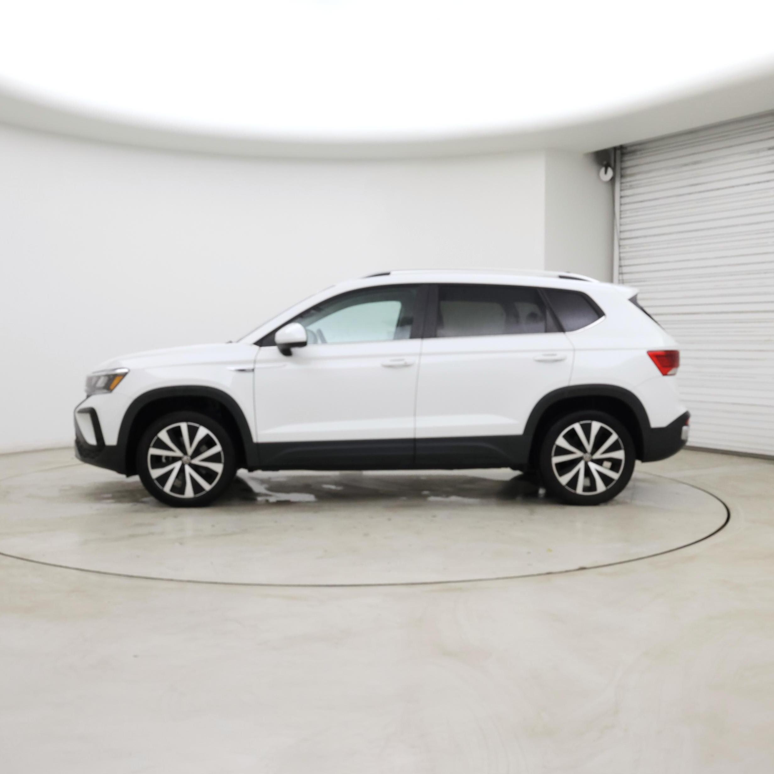 Thumbnail: 2024 Volkswagen Taos - 3