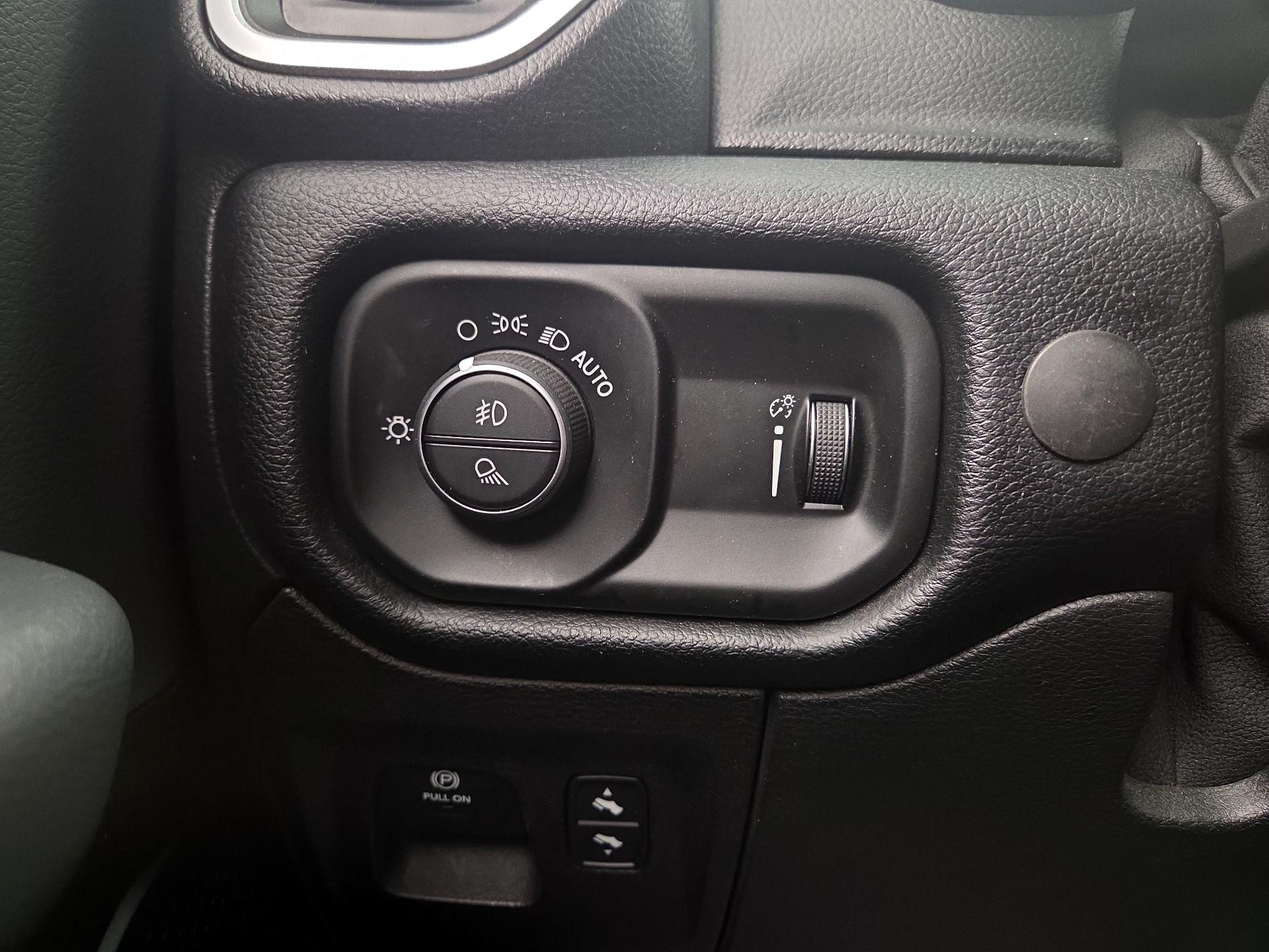 Thumbnail: 2021 RAM 1500 - 13