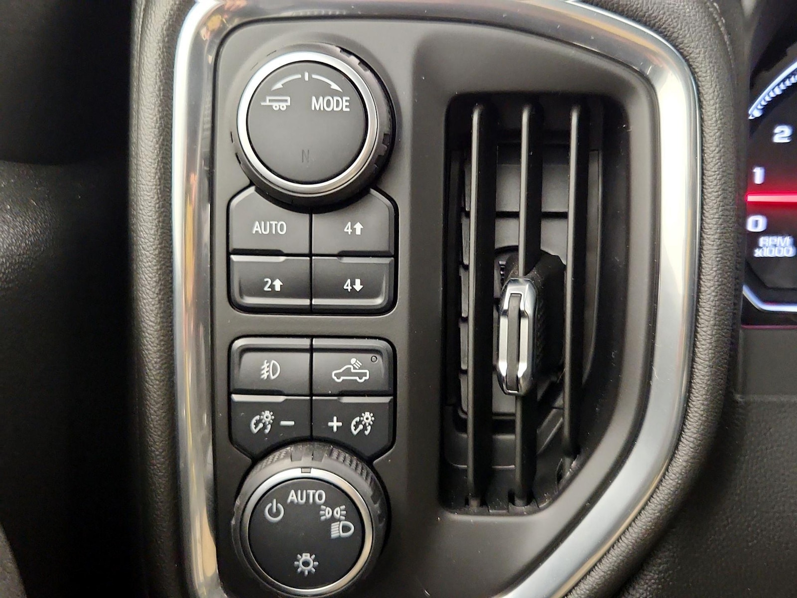 2021 Chevrolet Silverado 1500 LT Trail Boss - Photo 14