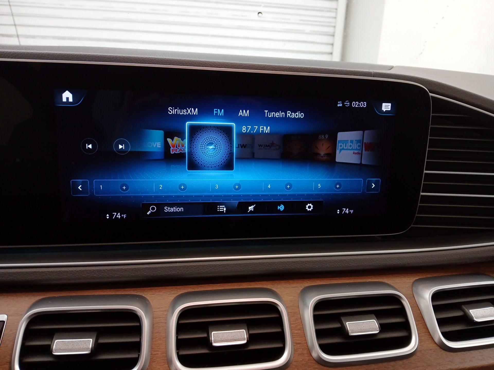 Thumbnail: 2020 Mercedes-Benz GLS - 16