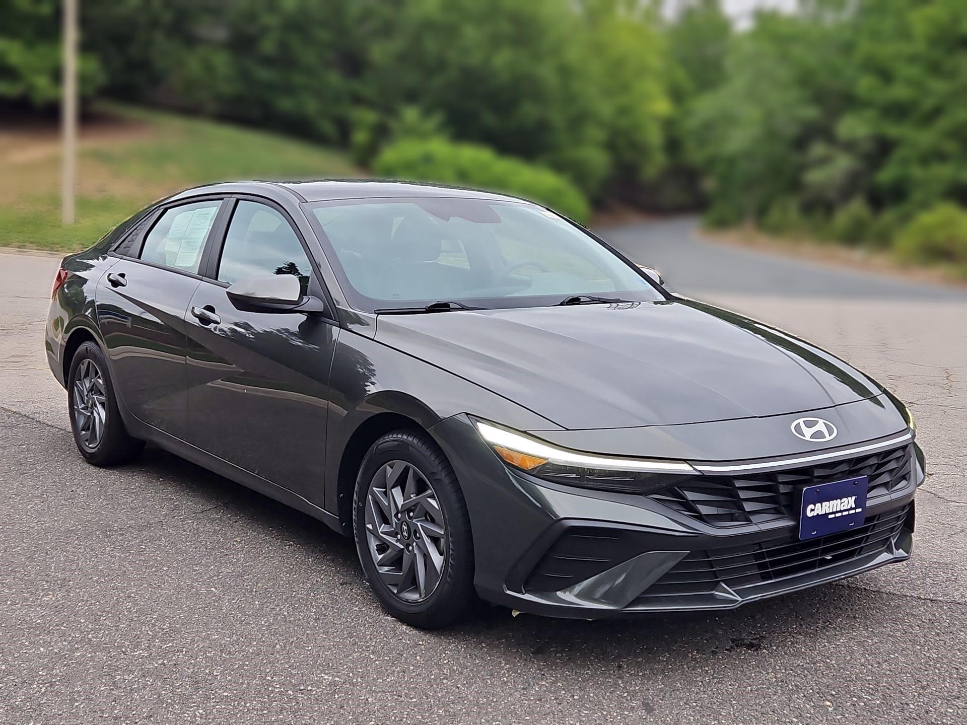 Thumbnail: 2024 Hyundai Elantra - 1