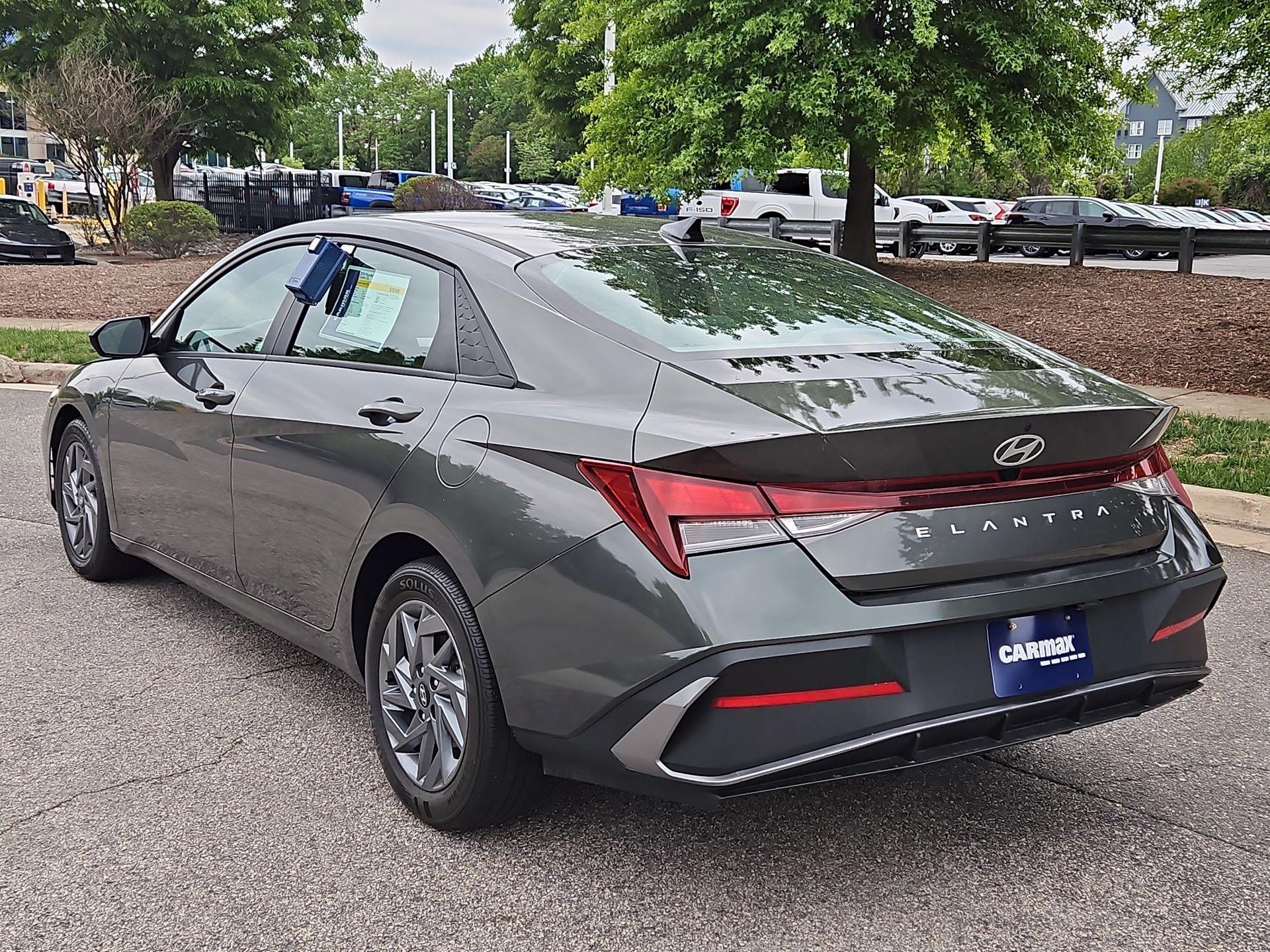 Thumbnail: 2024 Hyundai Elantra - 7