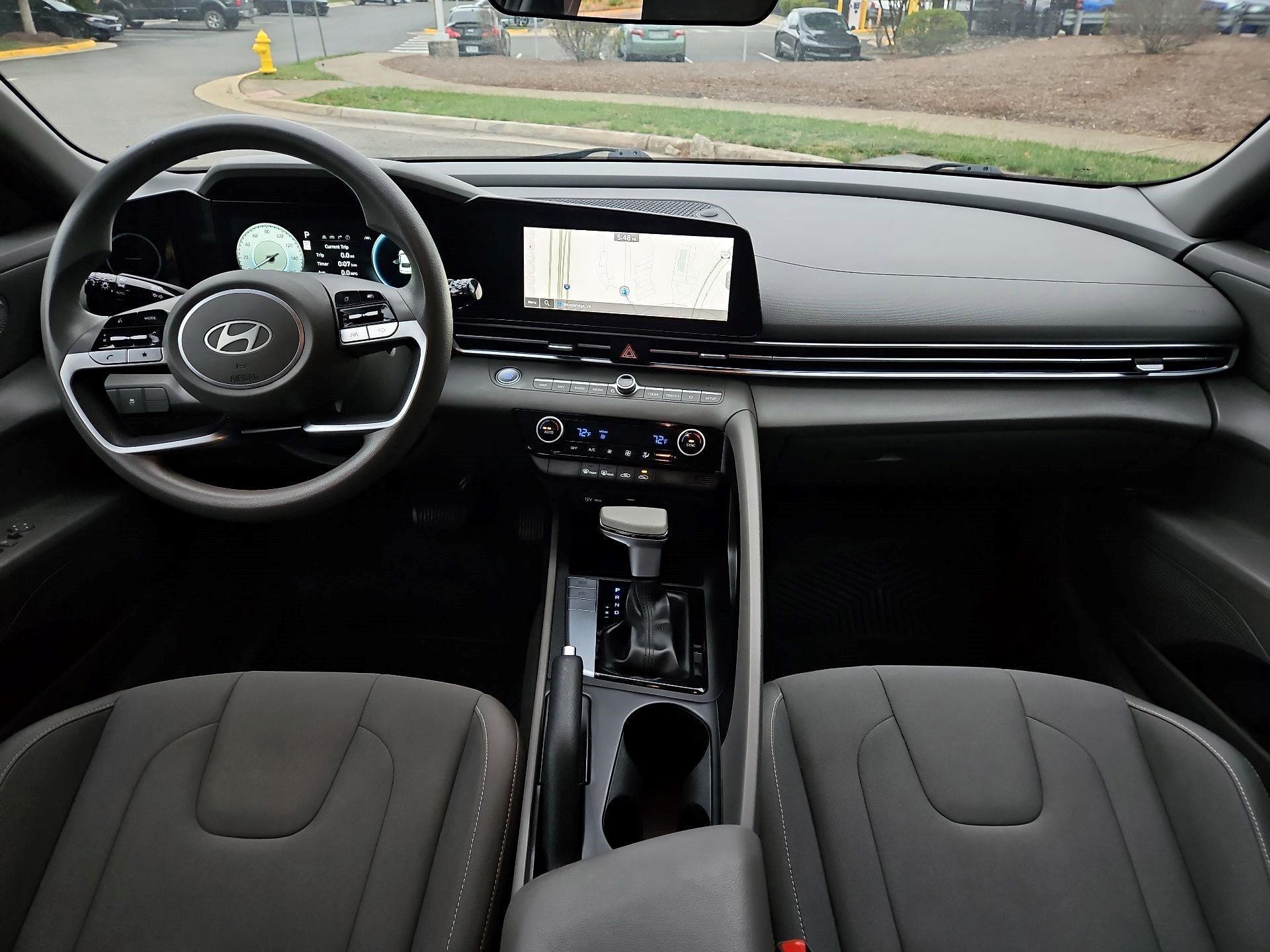 Thumbnail: 2024 Hyundai Elantra - 8