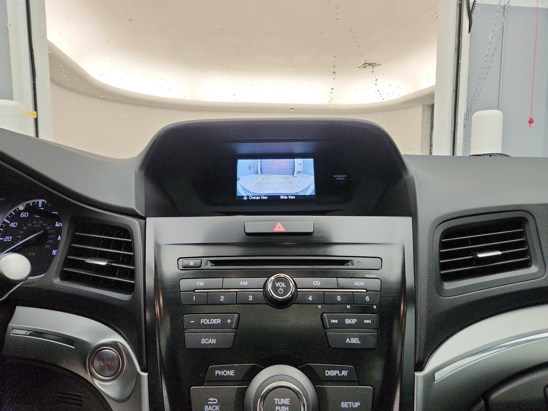 Thumbnail: 2020 Acura ILX - 14