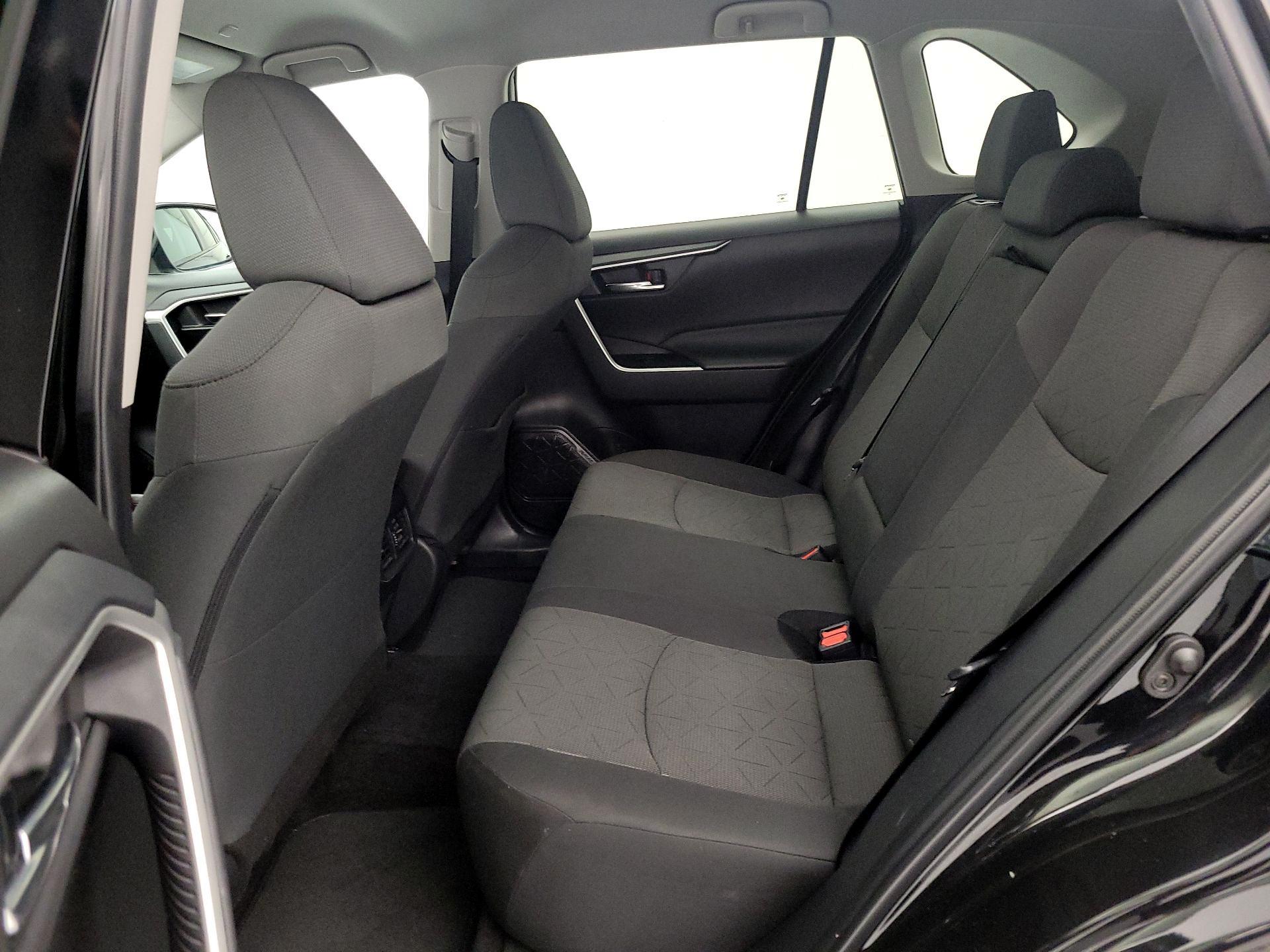 Thumbnail: 2024 Toyota RAV4 - 19