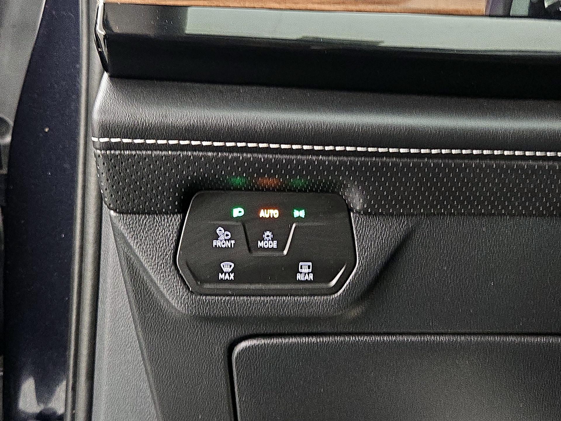 Thumbnail: 2024 Volkswagen Atlas - 13