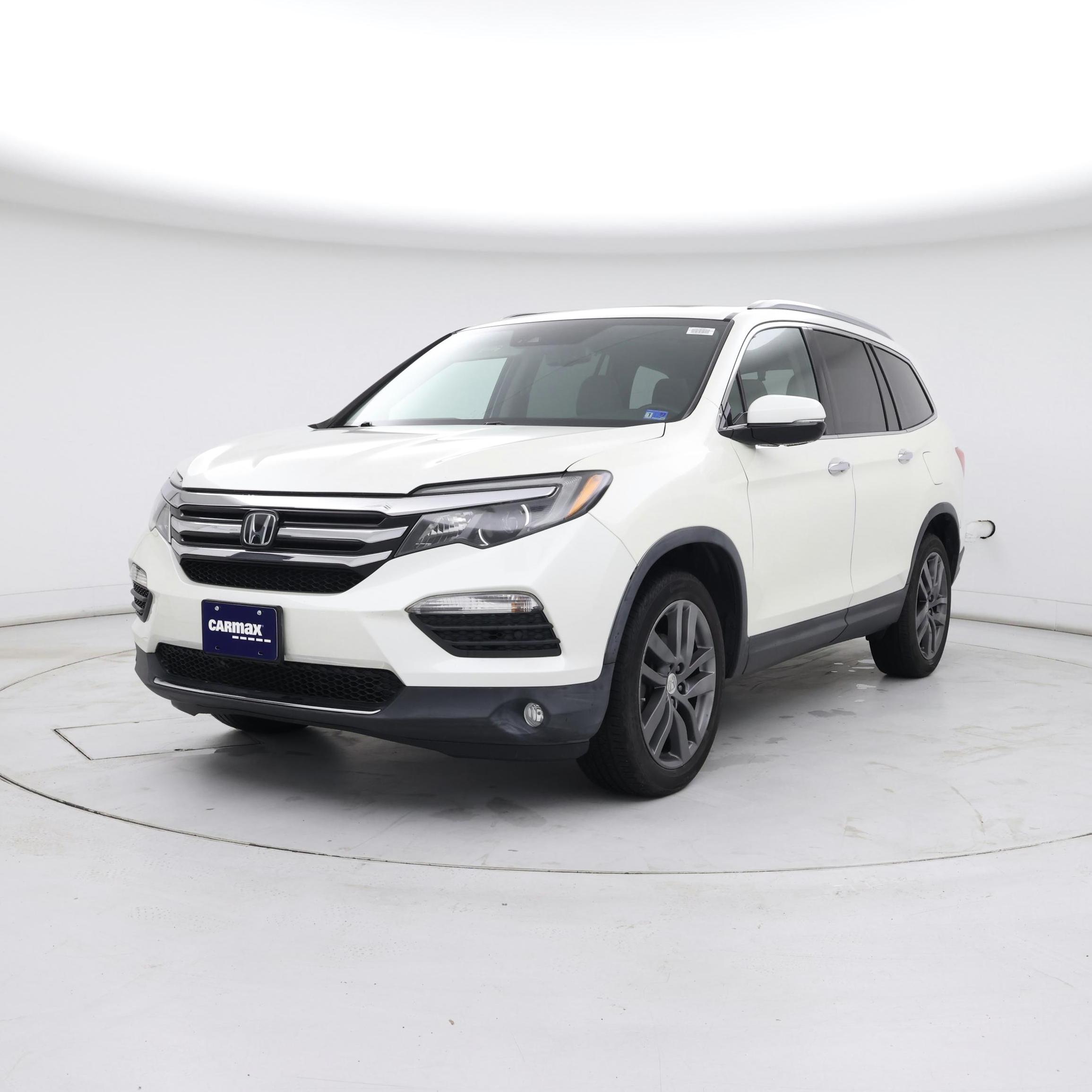 Thumbnail: 2016 Honda Pilot - 4