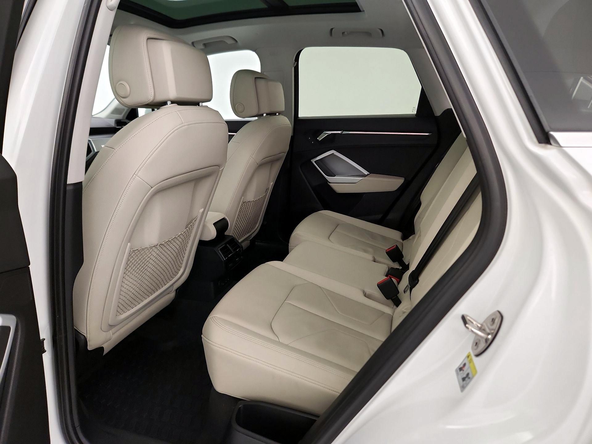 Thumbnail: 2021 Audi Q3 - 20