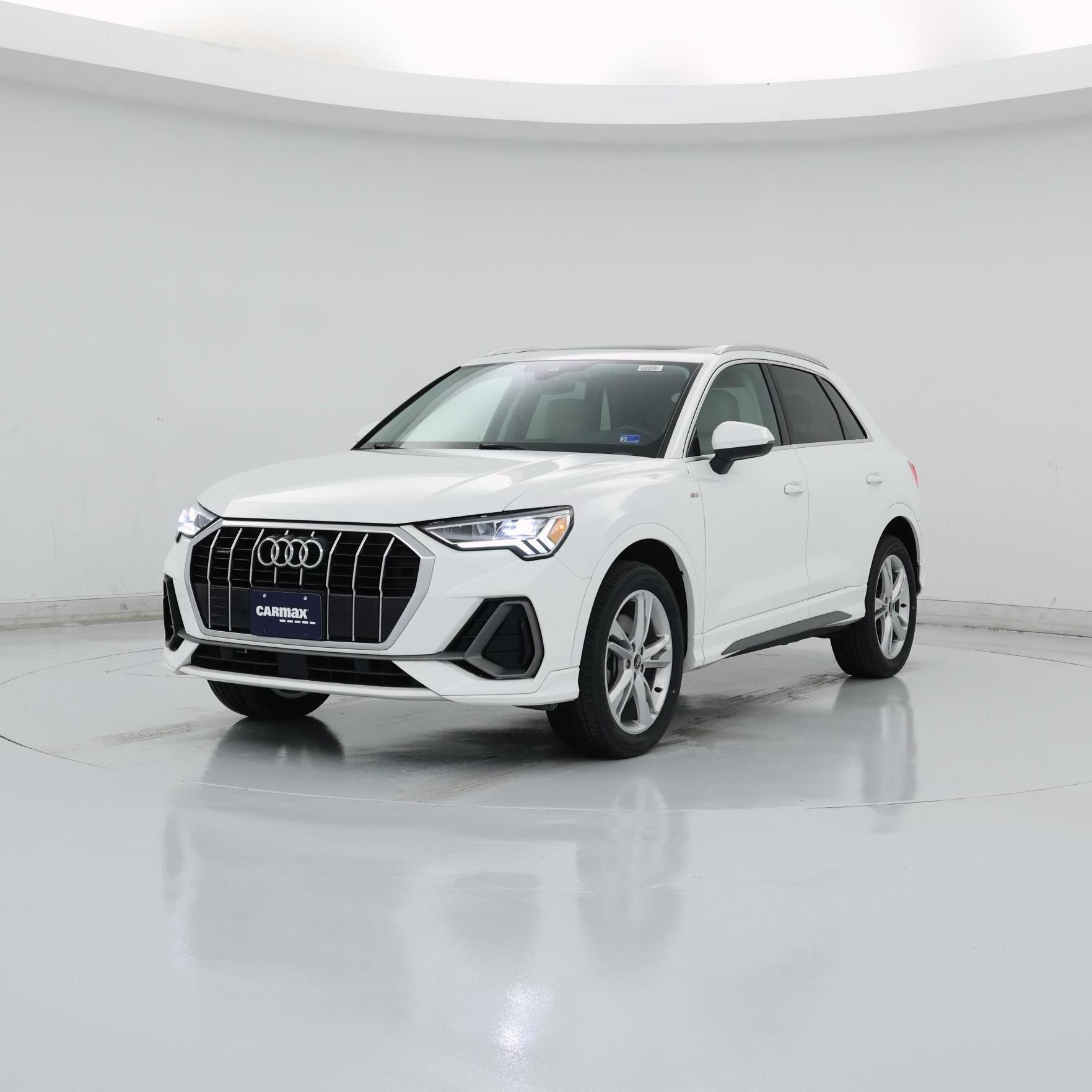 Thumbnail: 2021 Audi Q3 - 4