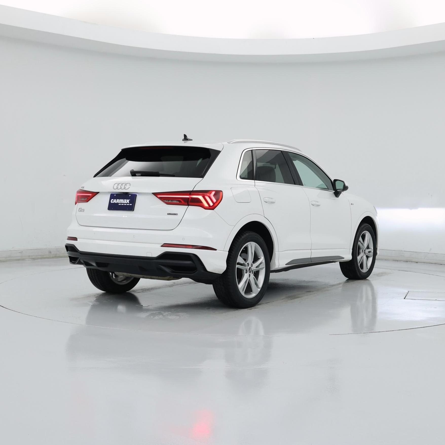 Thumbnail: 2021 Audi Q3 - 8