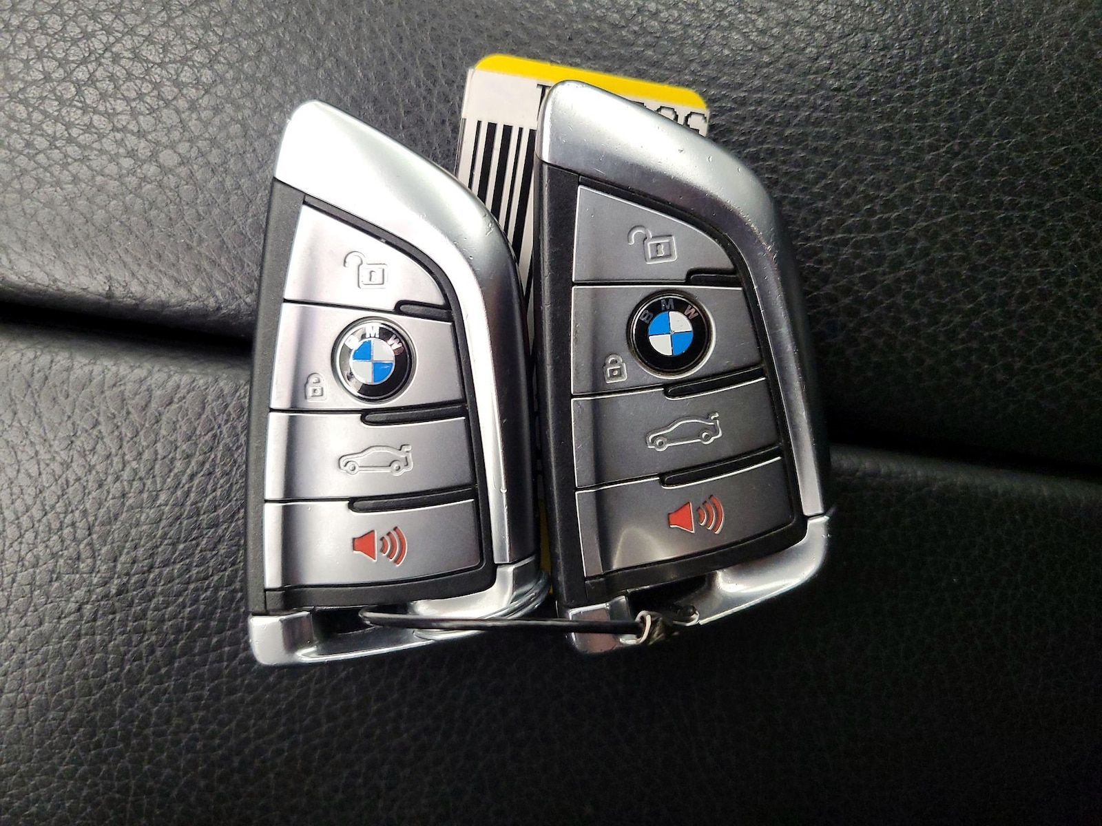 2022 BMW 7 Series 745e - Photo 25