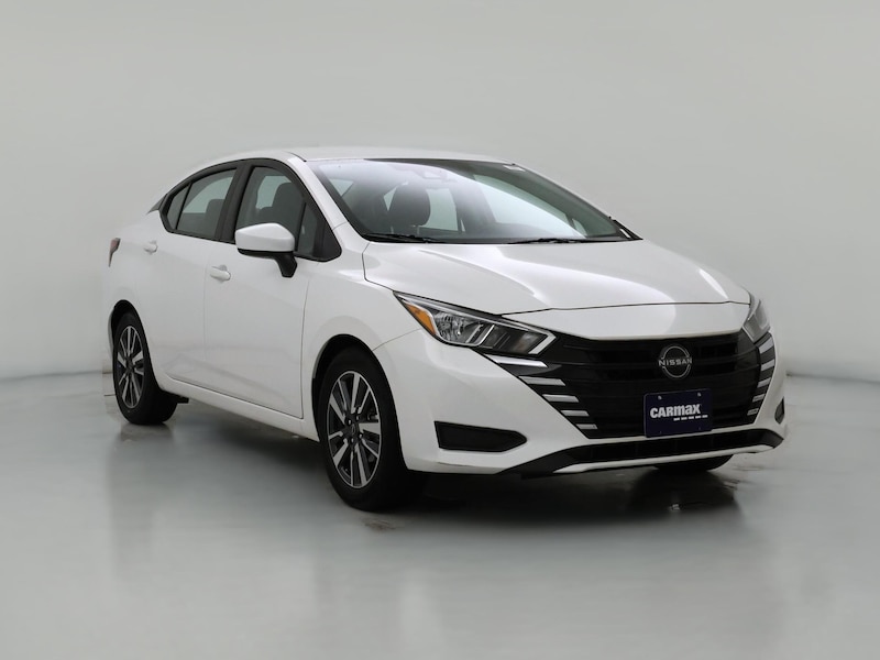 2023 Nissan Versa SV
