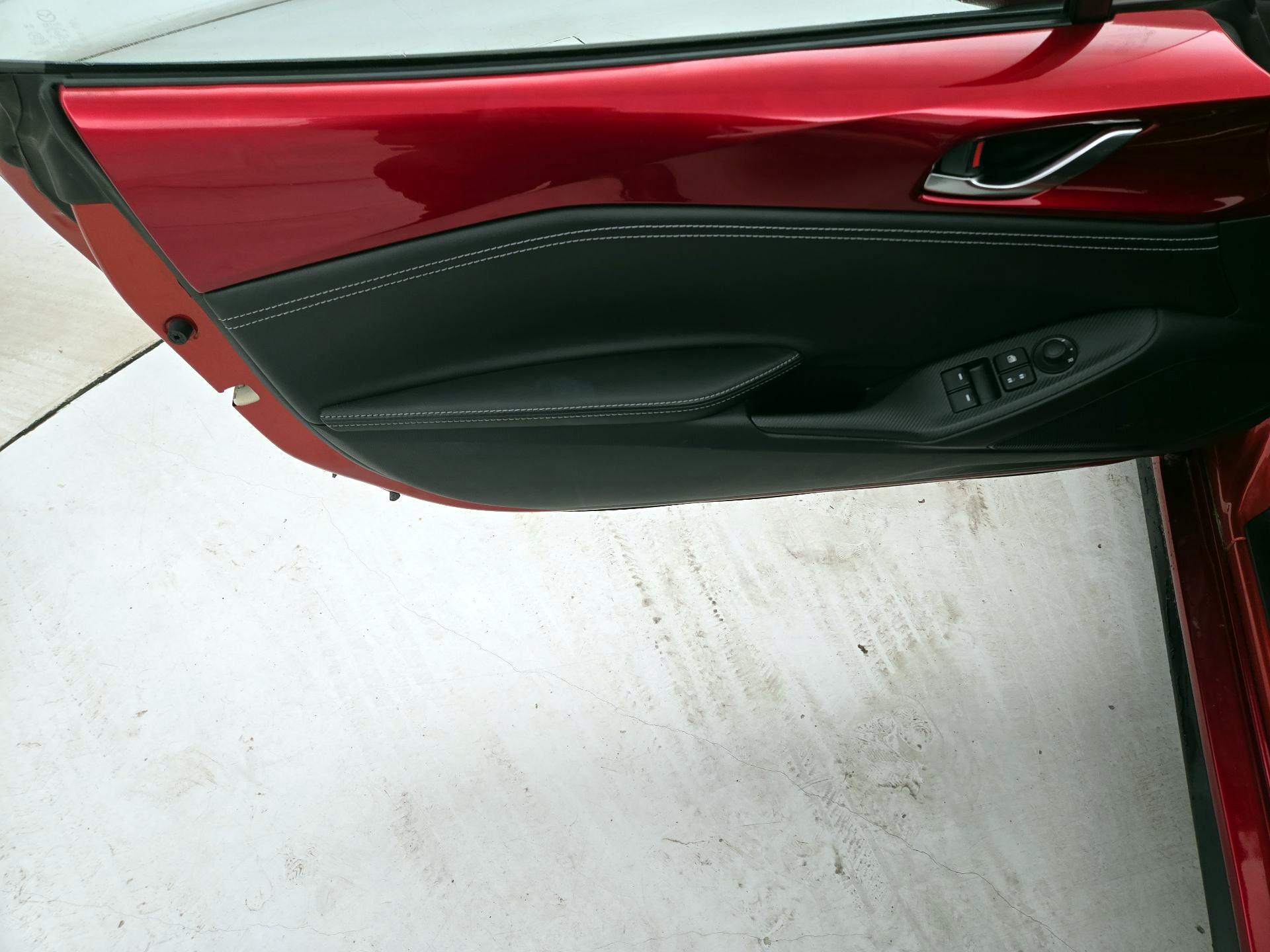 Thumbnail: 2021 Mazda MX-5 Miata - 12