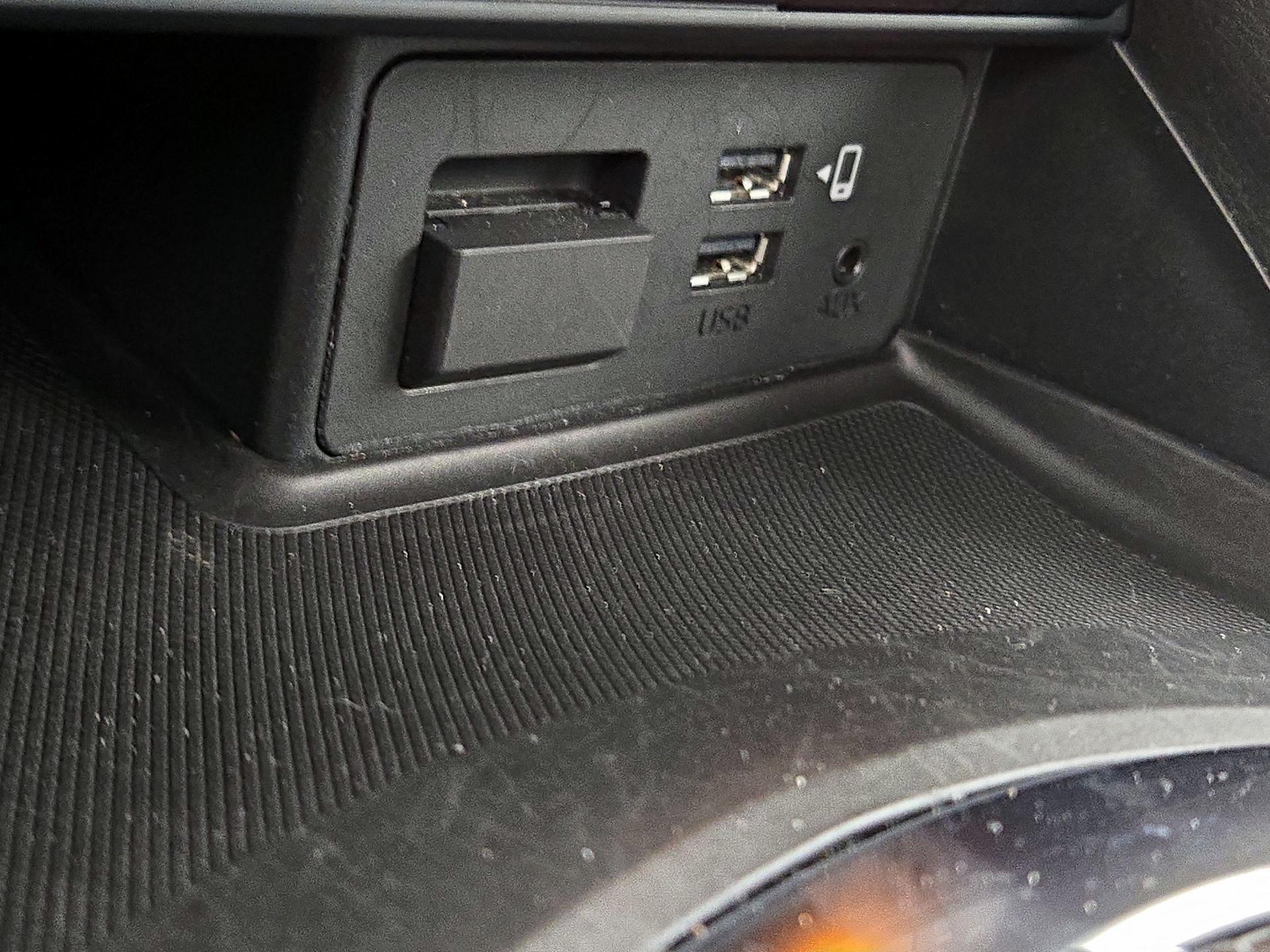 Thumbnail: 2021 Mazda MX-5 Miata - 18