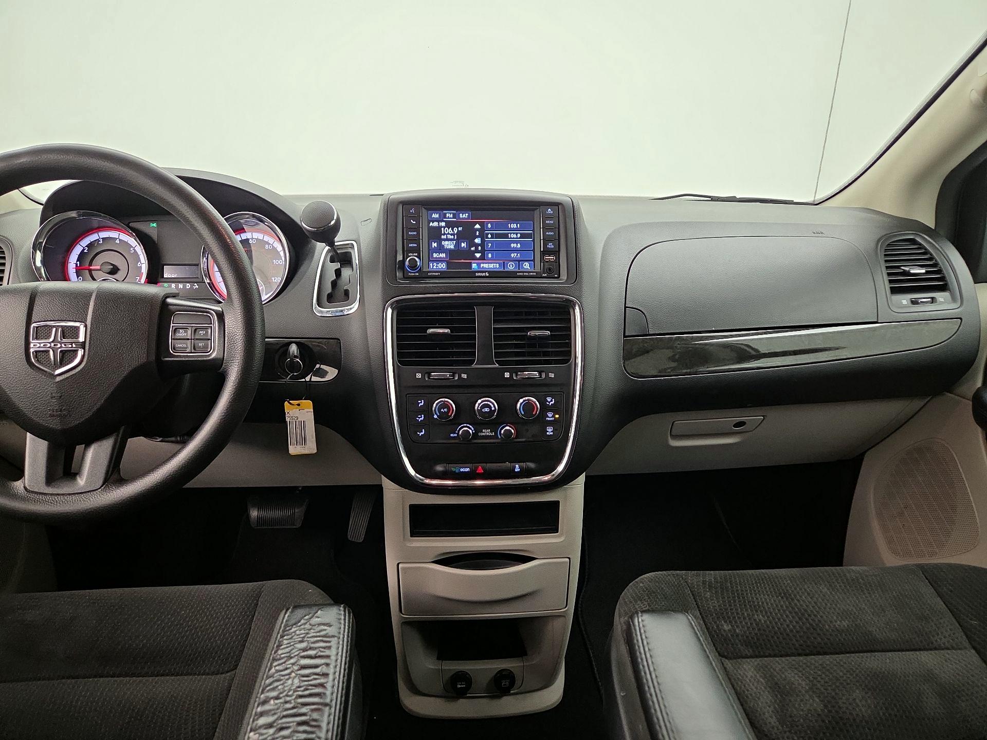 Thumbnail: 2019 Dodge Grand Caravan - 9