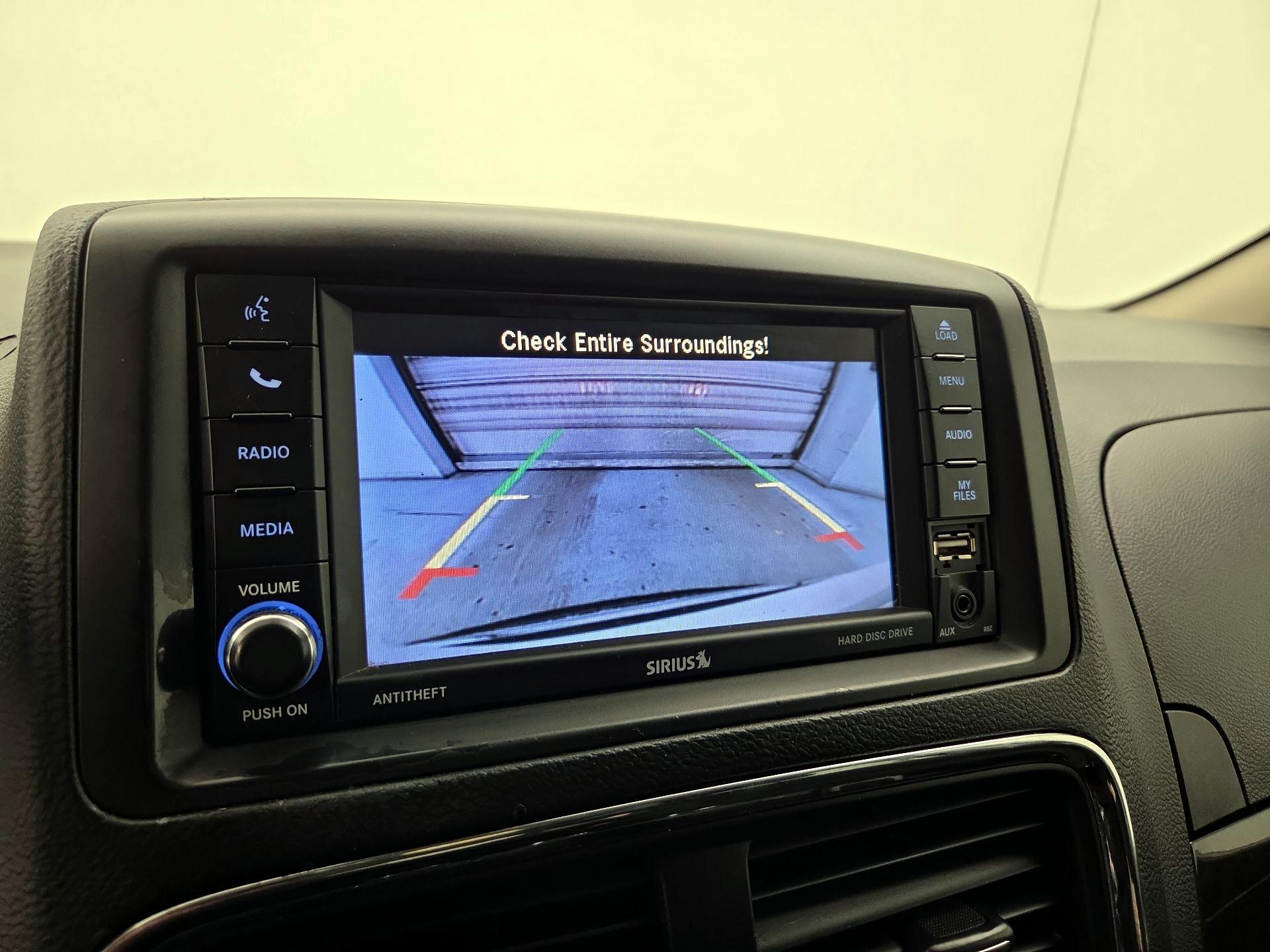 Thumbnail: 2019 Dodge Grand Caravan - 14