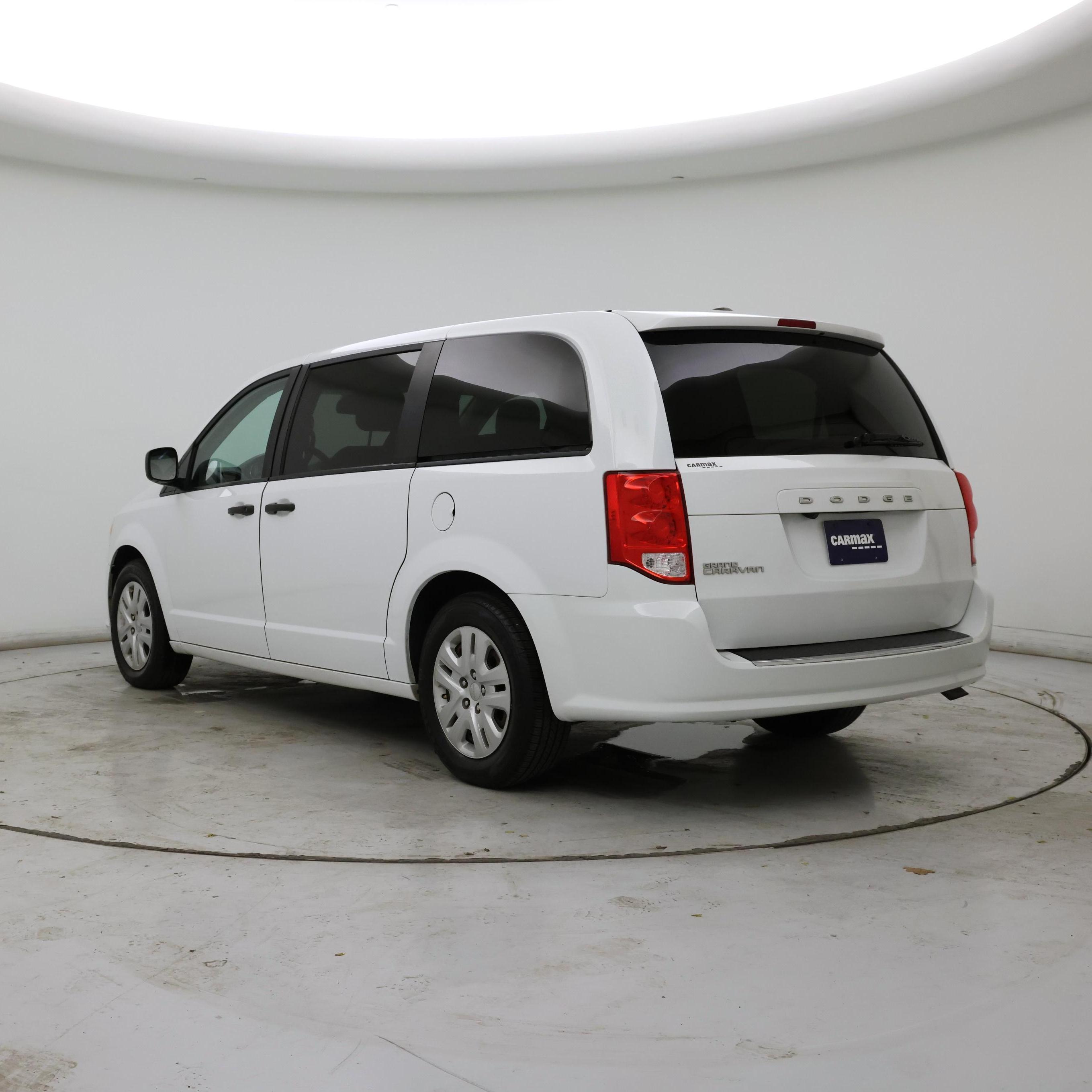 Thumbnail: 2019 Dodge Grand Caravan - 2