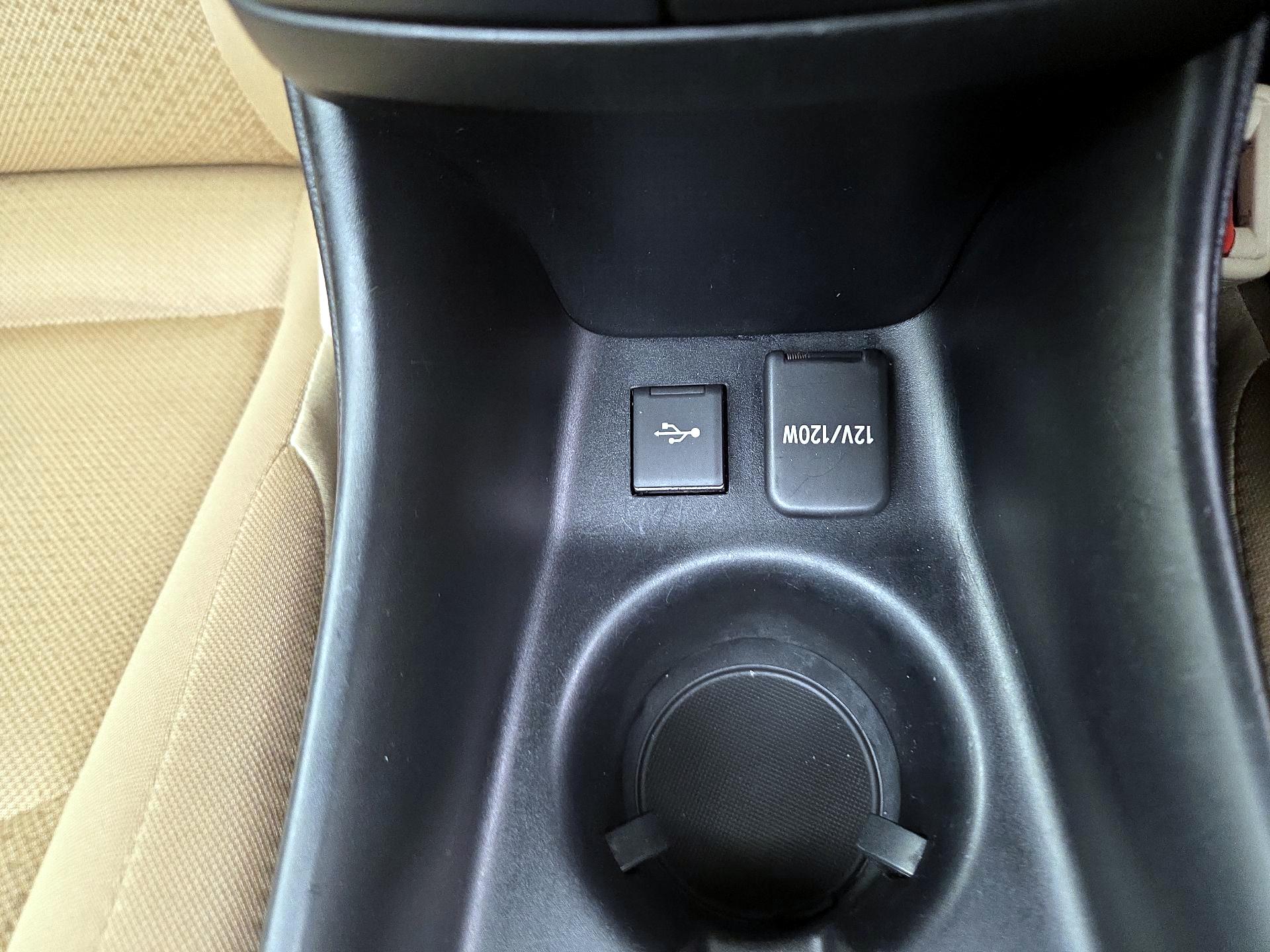 Thumbnail: 2021 Toyota Prius - 18