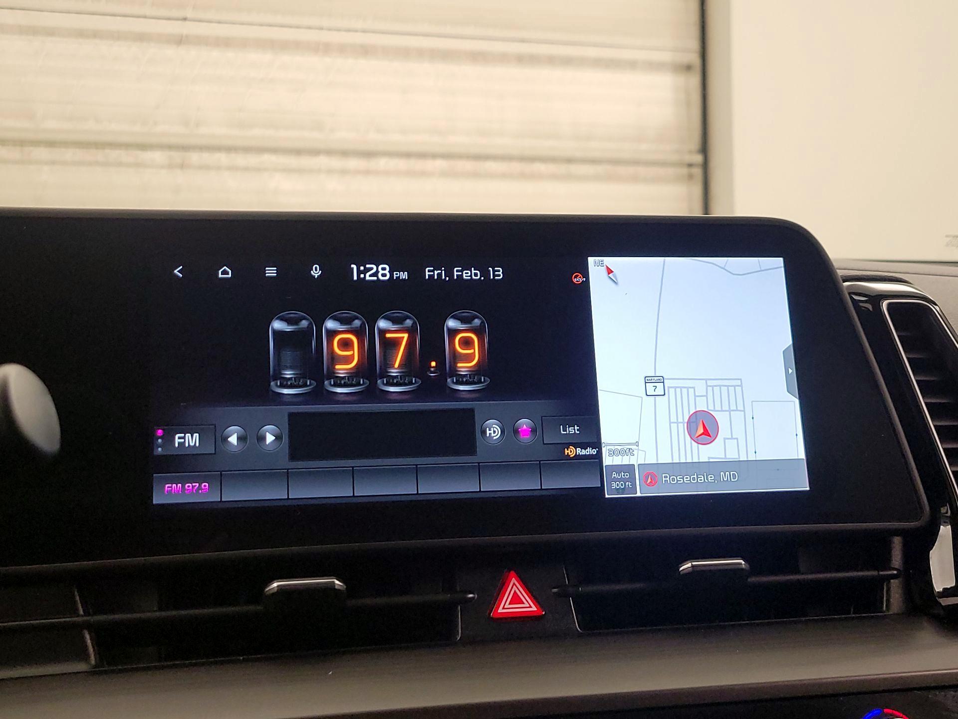 Thumbnail: 2023 Kia Sportage - 16